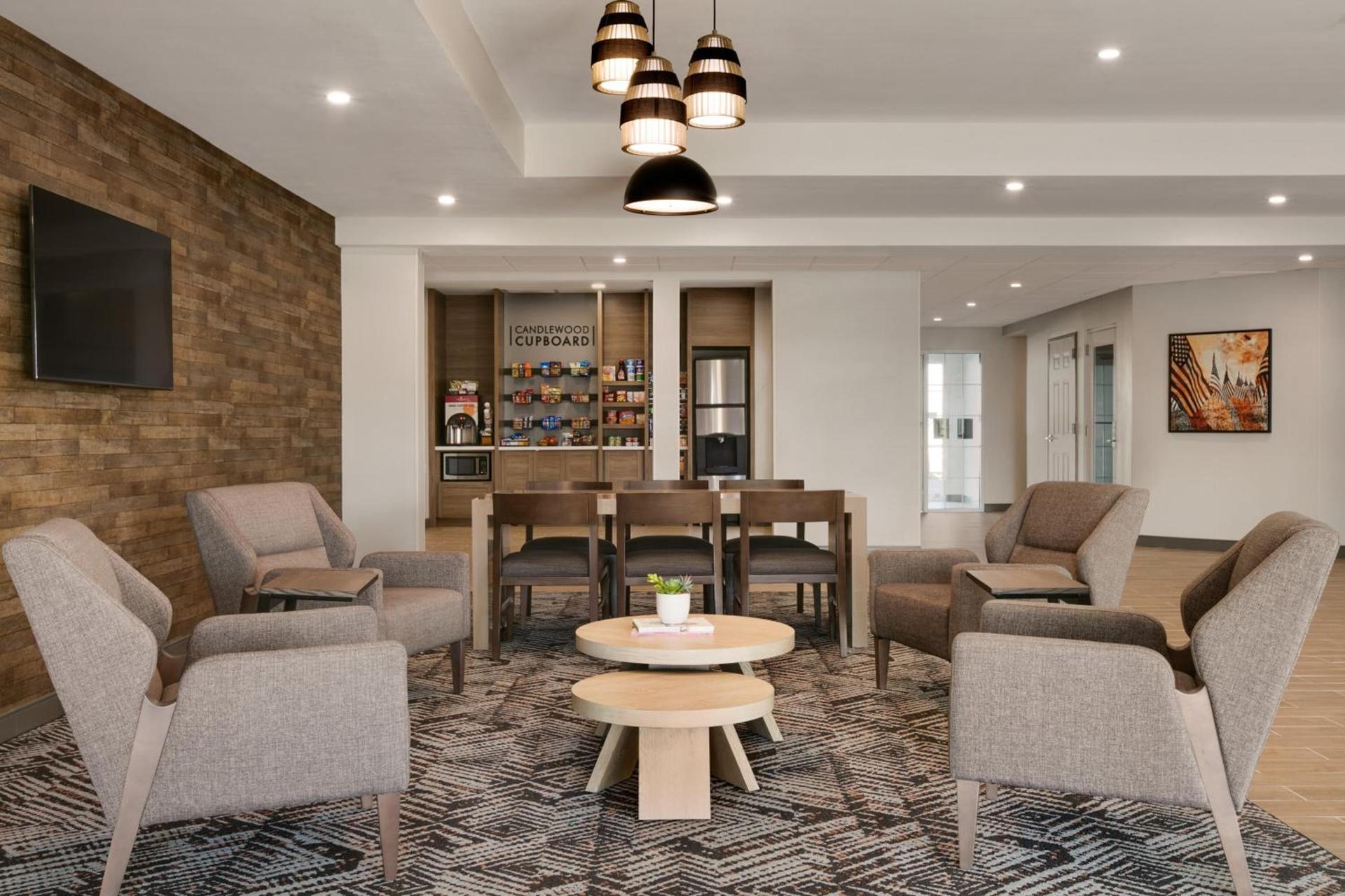 Candlewood Suites Fayetteville Fort Bragg by IHG photo 8