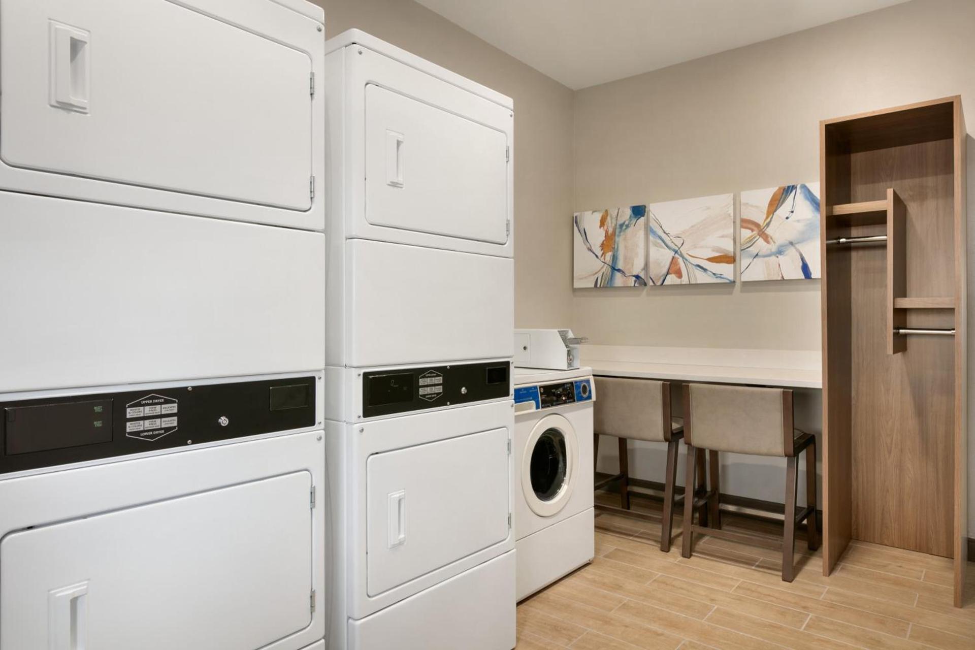 Candlewood Suites Fayetteville Fort Bragg by IHG photo 16