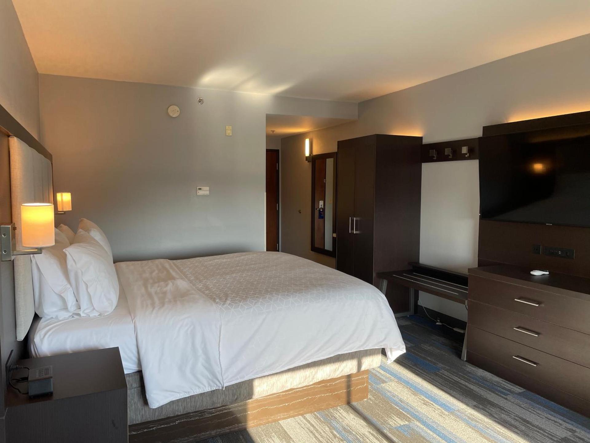 Holiday Inn Express & Suites Columbia - East Elkridge, Jessup an IHG Hotel photo 40
