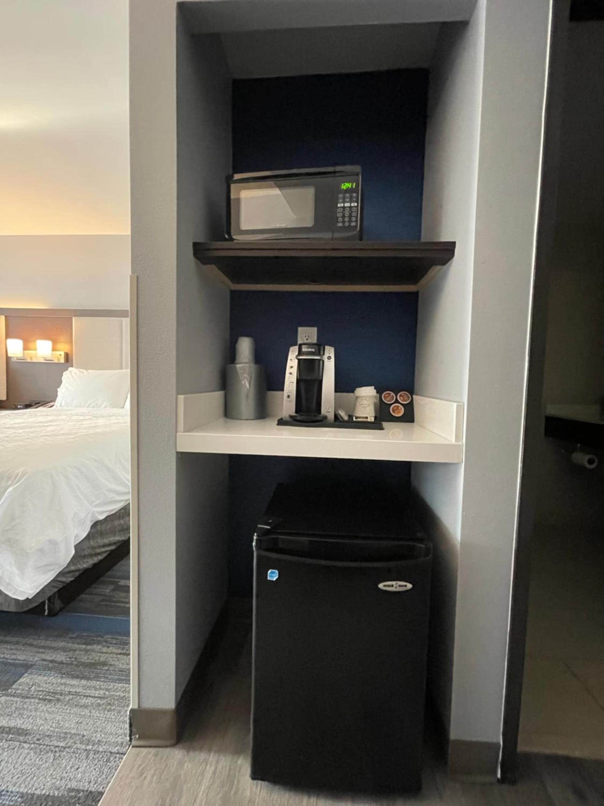 Holiday Inn Express & Suites Columbia - East Elkridge, Jessup an IHG Hotel photo 32