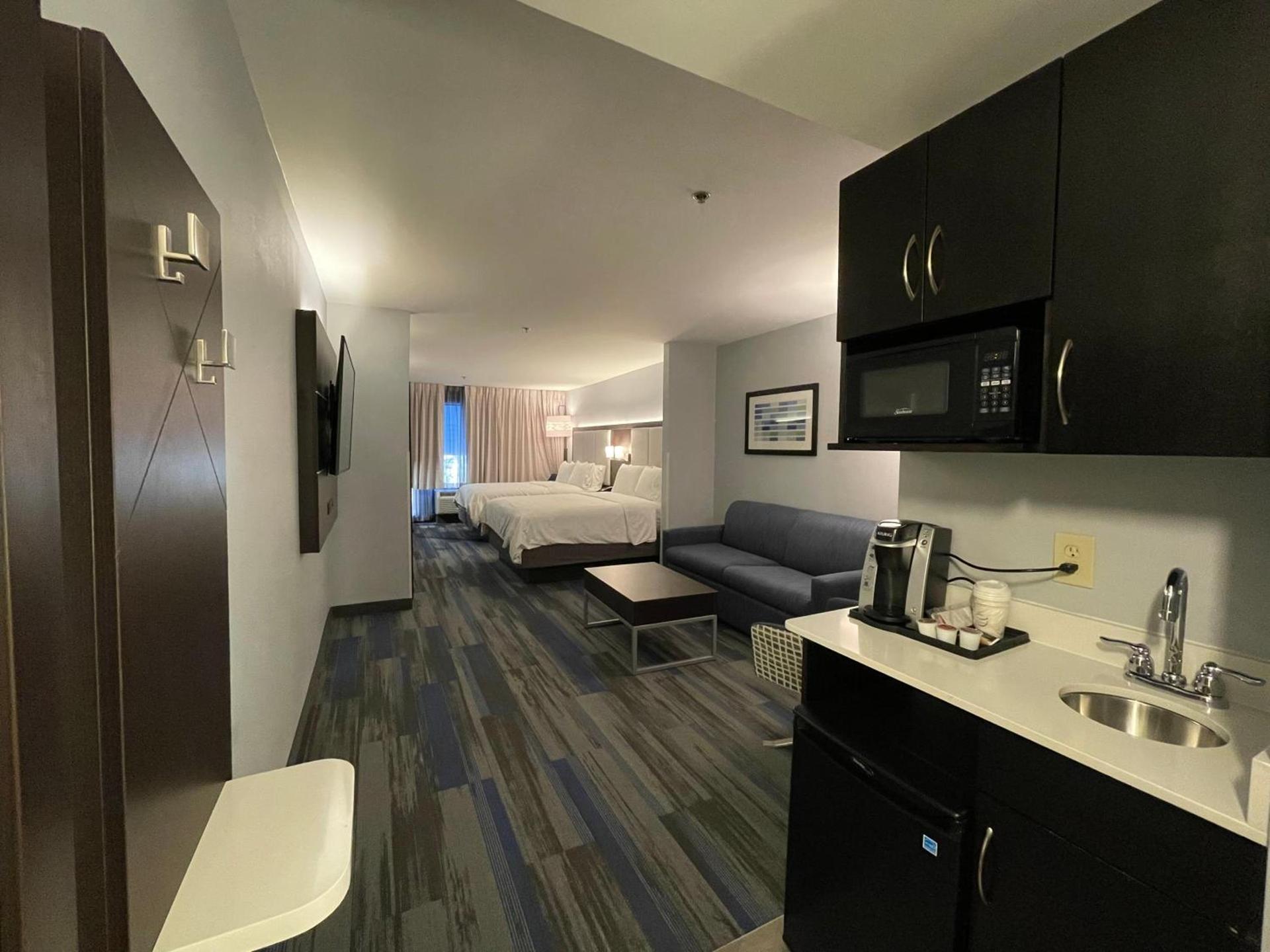Holiday Inn Express & Suites Columbia - East Elkridge, Jessup an IHG Hotel photo 36