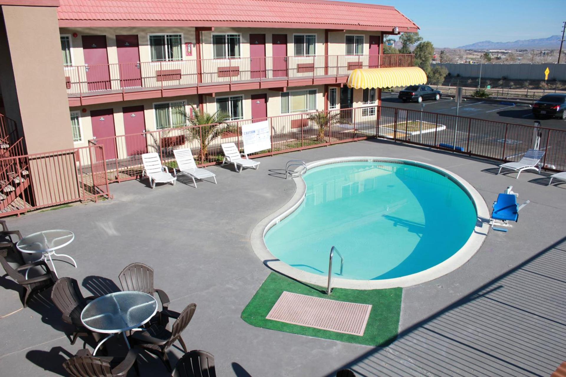 Days Inn by Wyndham Barstow photo 18