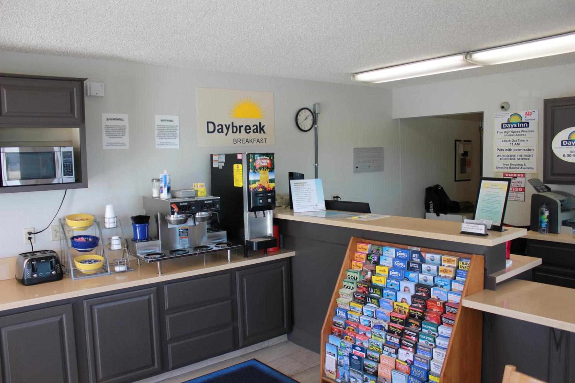 Days Inn by Wyndham Barstow photo 15