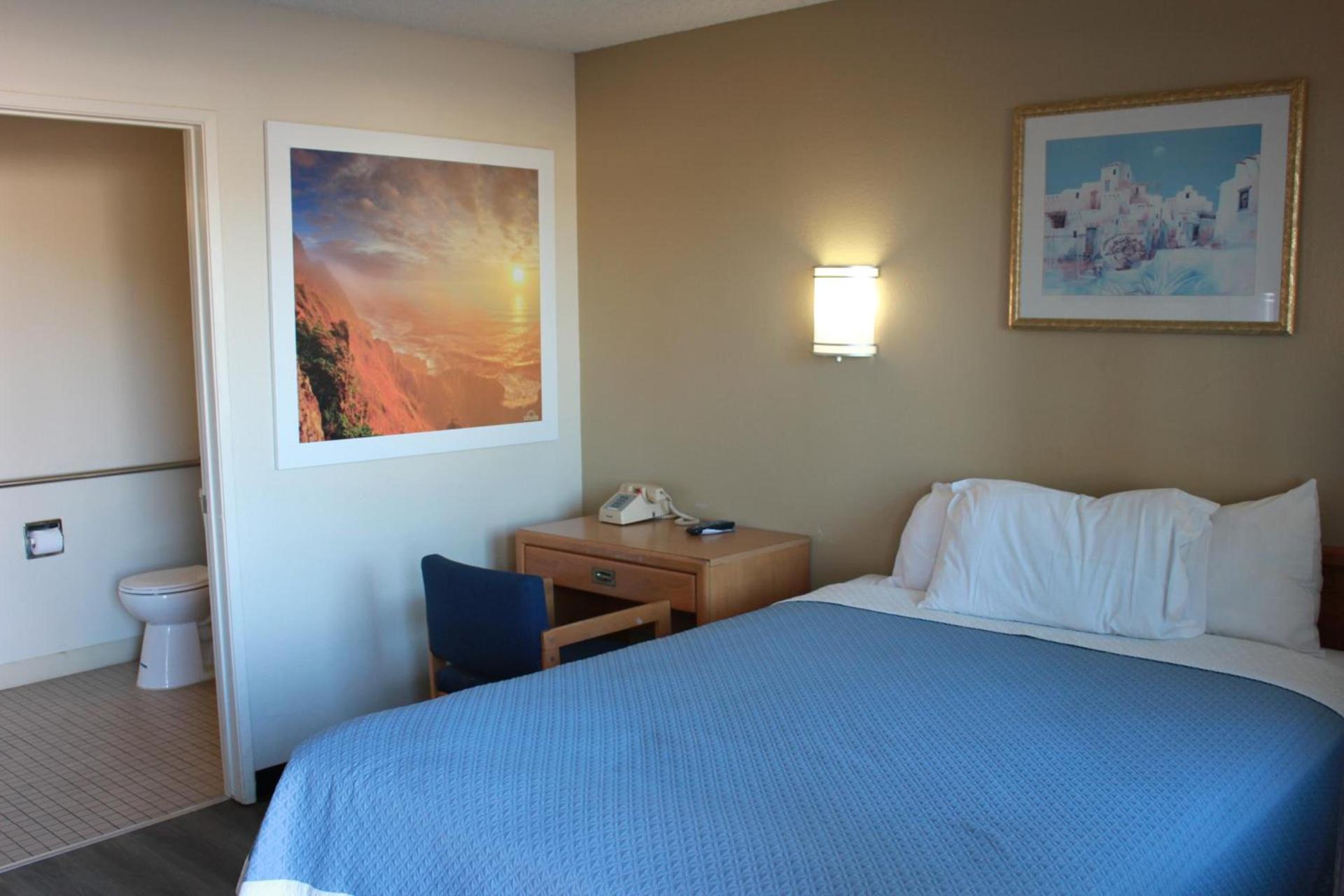 Days Inn by Wyndham Barstow photo 23