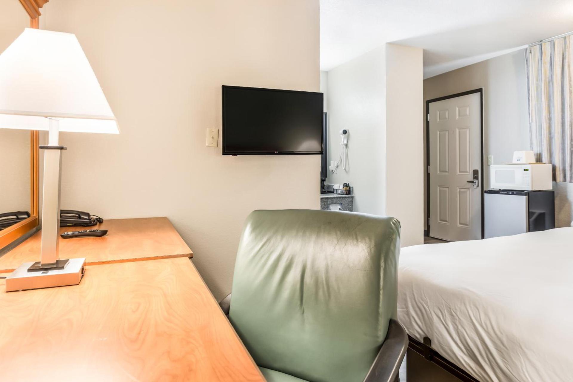 Americas Best Value Inn - Lebanon photo 21