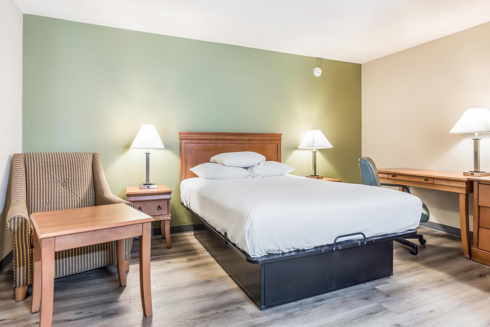 Americas Best Value Inn - Lebanon photo 23