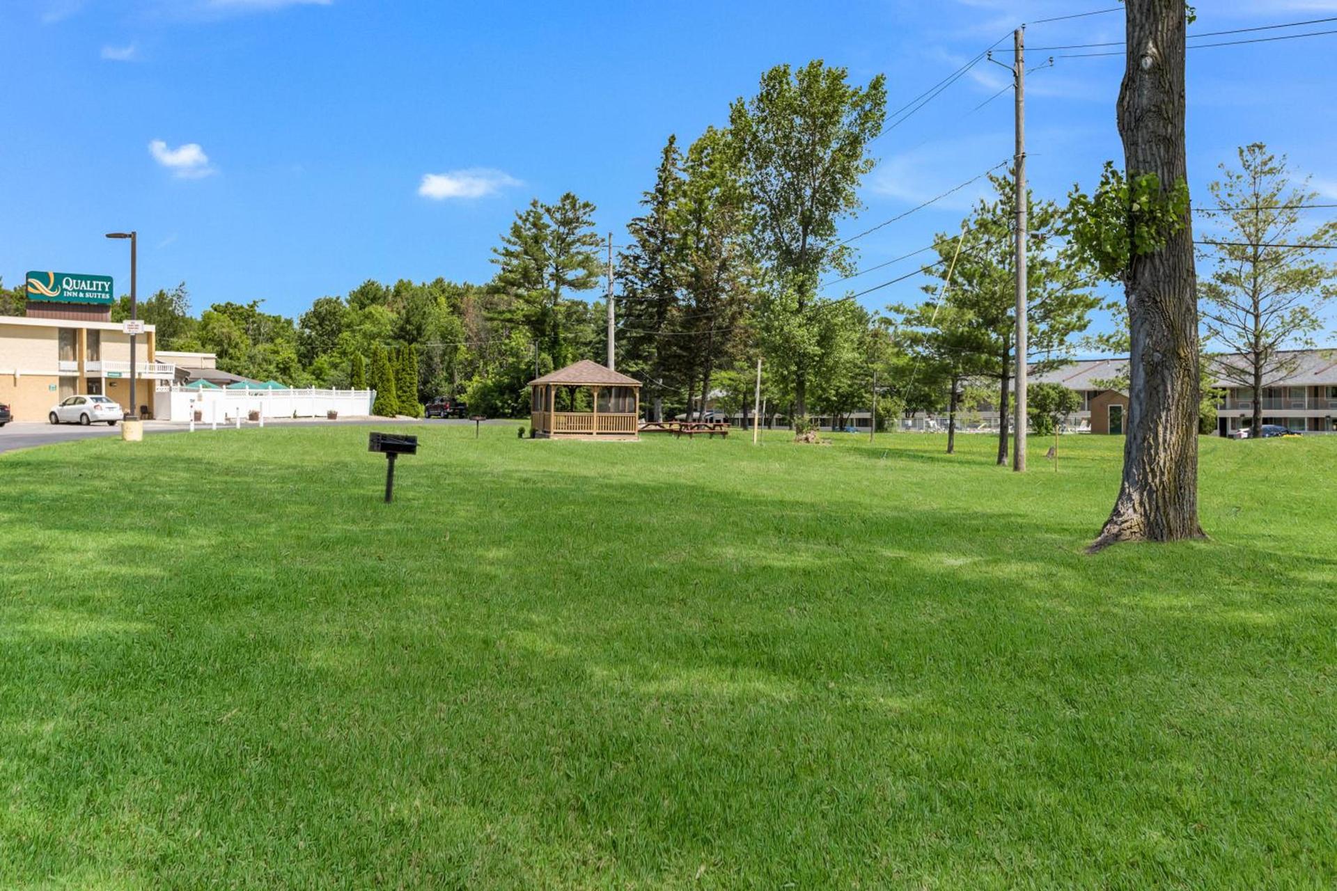 Quality Inn & Suites Plattsburgh photo 3