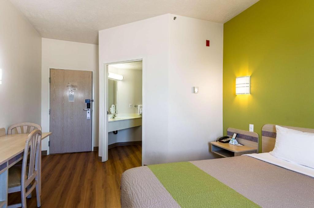 Motel 6-Cedar City, UT photo 32