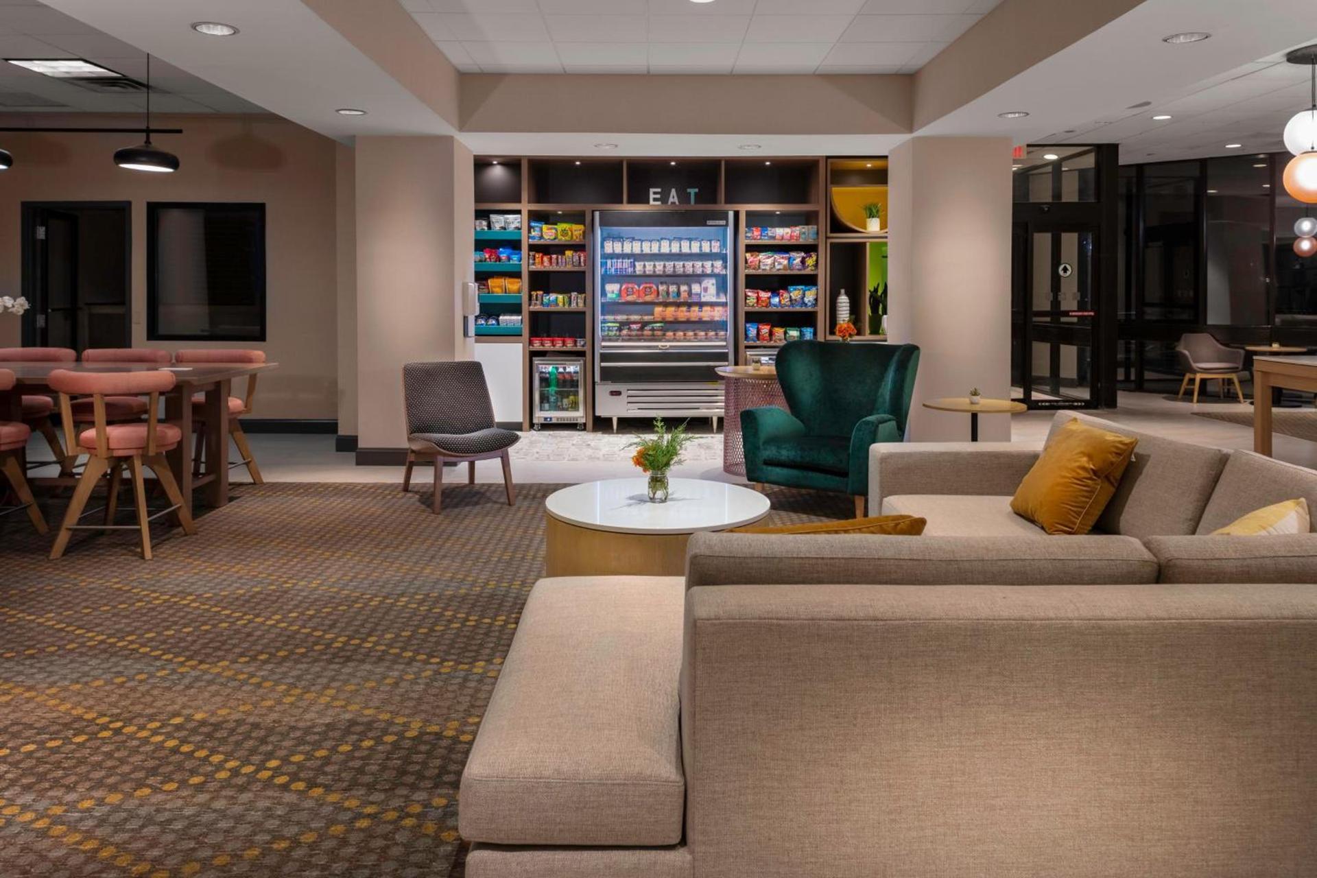 Holiday Inn Boston - Dedham Hotel & Conference Center by IHG photo 16
