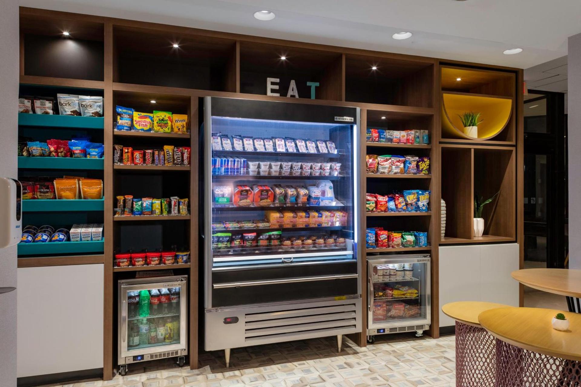 Holiday Inn Boston - Dedham Hotel & Conference Center by IHG photo 13