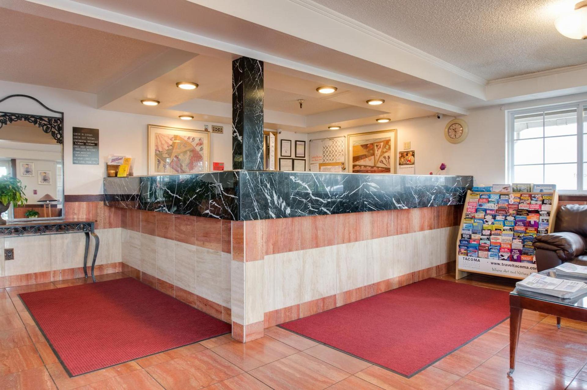 Tacoma Port Inn Fife I-5 photo 25