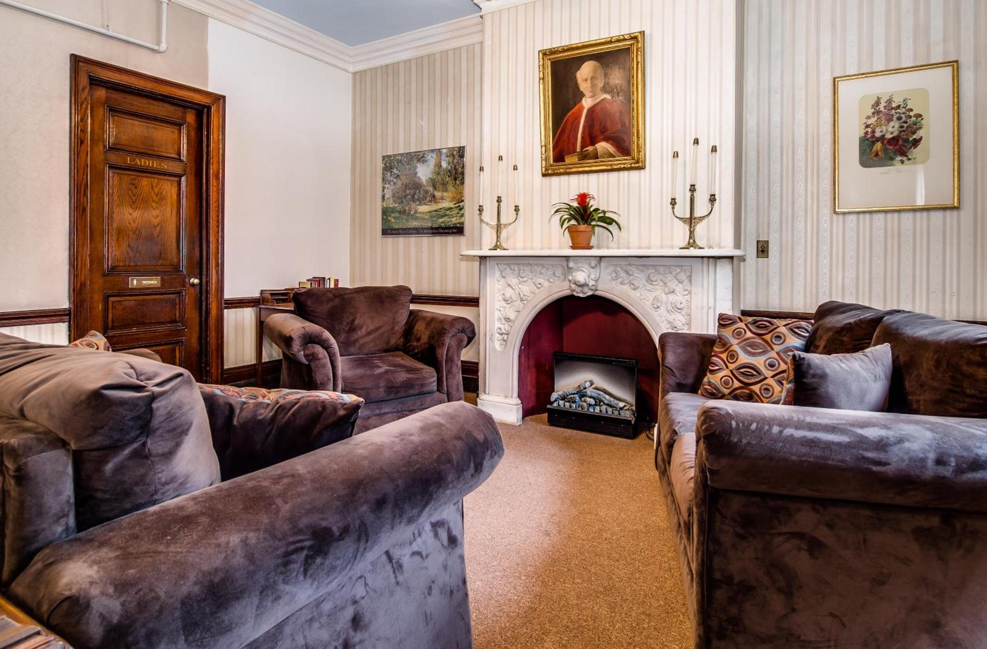 Leo House photo 40