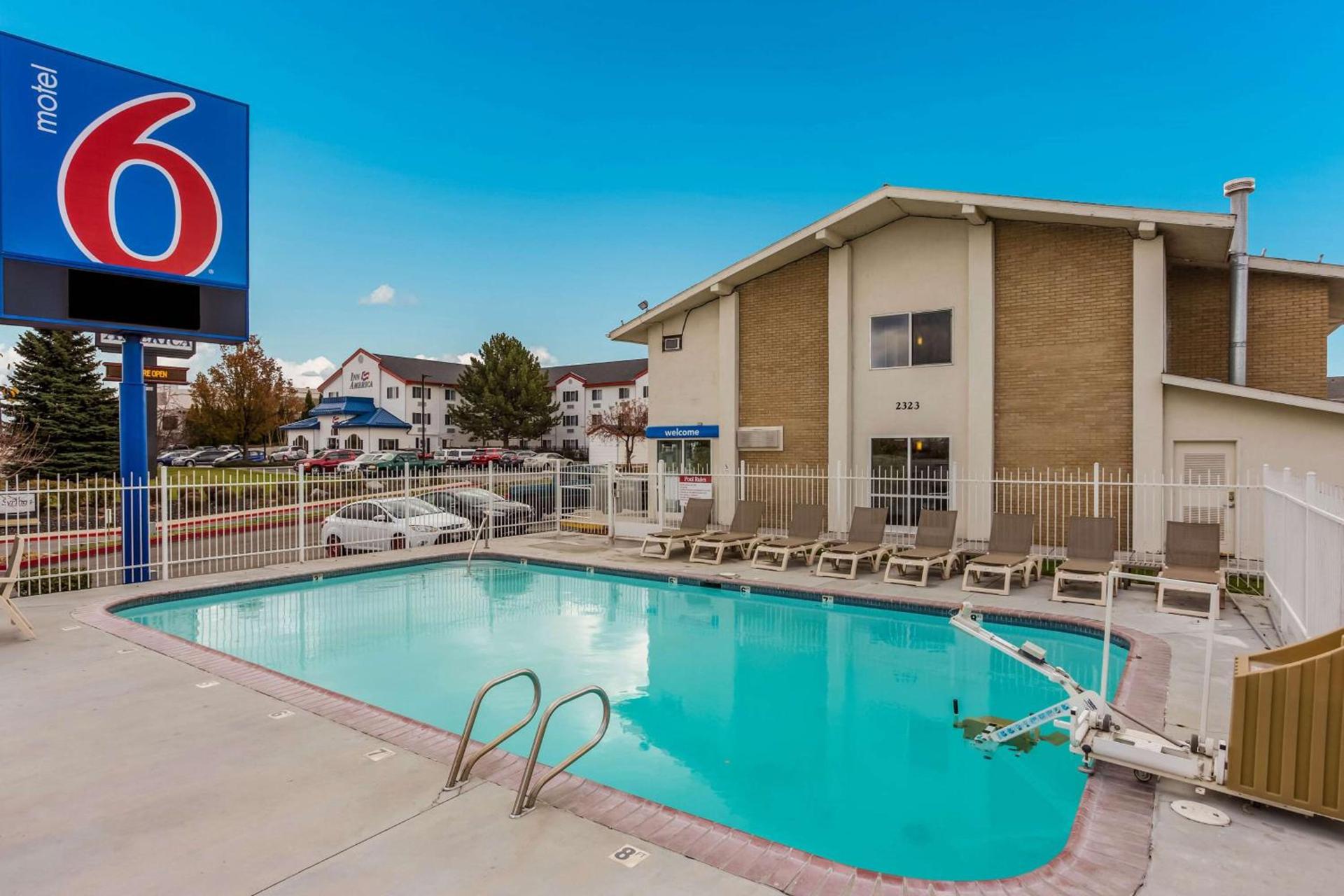 Motel 6 Boise - Airport photo 2