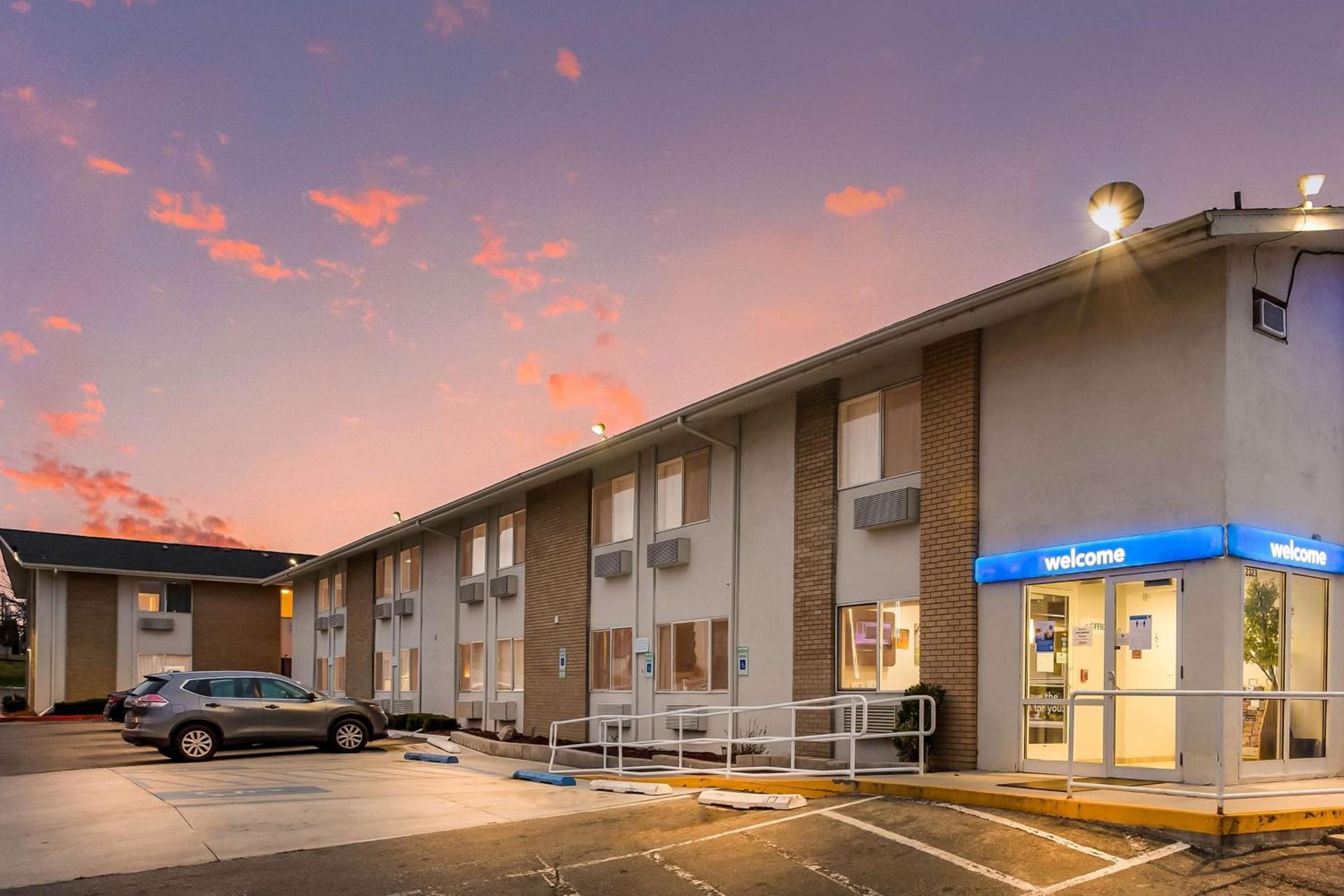 Motel 6 Boise - Airport photo 5