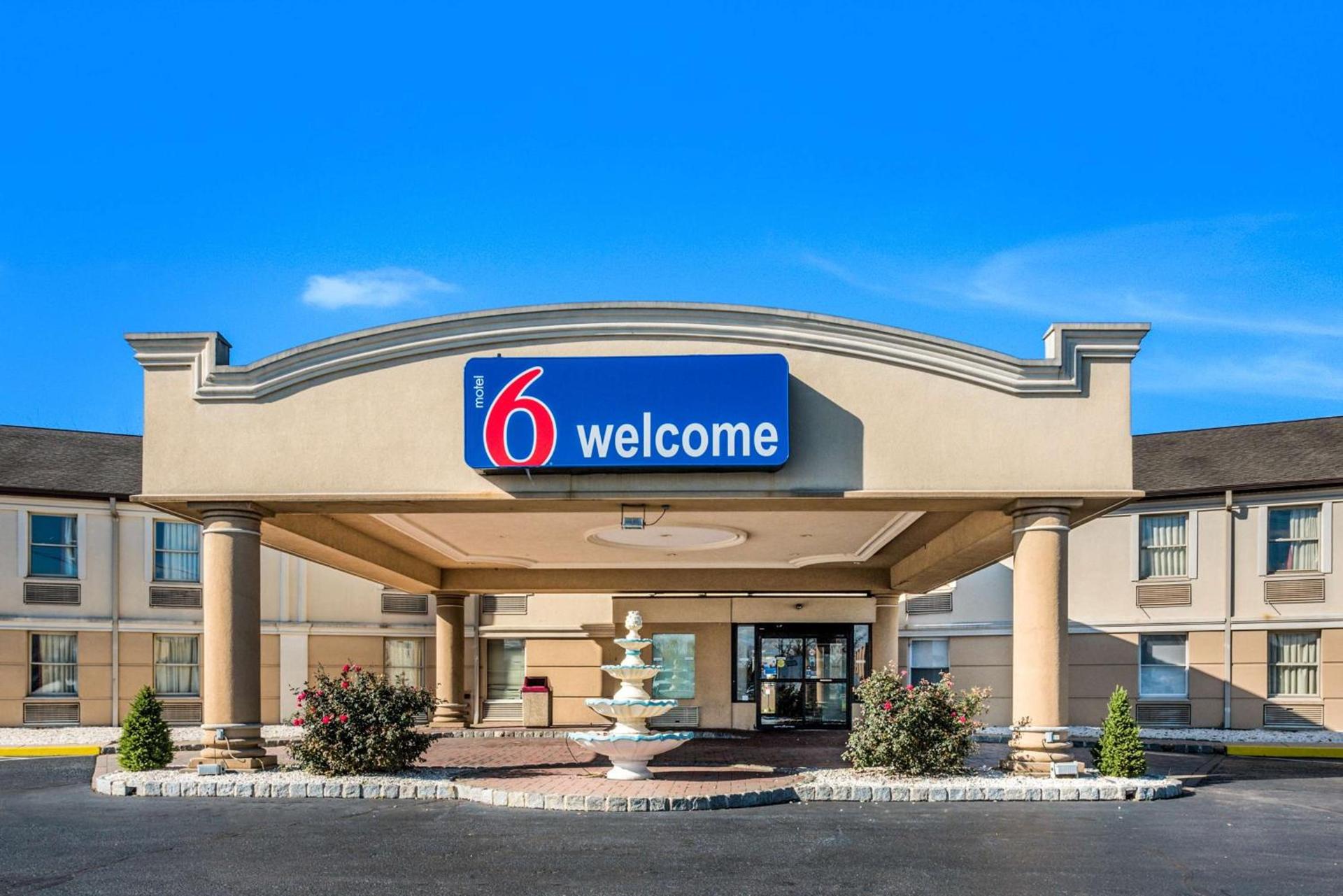 Motel 6-Levittown, PA - Bensalem photo 1