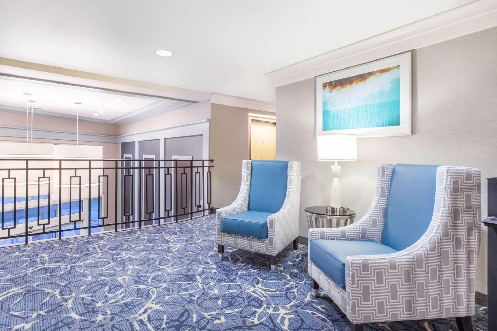 Hawthorn Suites by Wyndham Livermore photo 26
