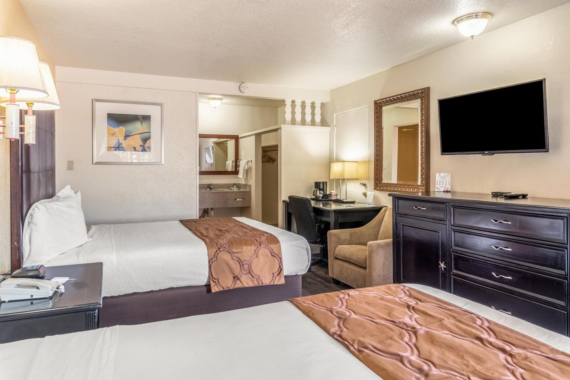 Americas Best Value Inn and Suites Flagstaff photo 23
