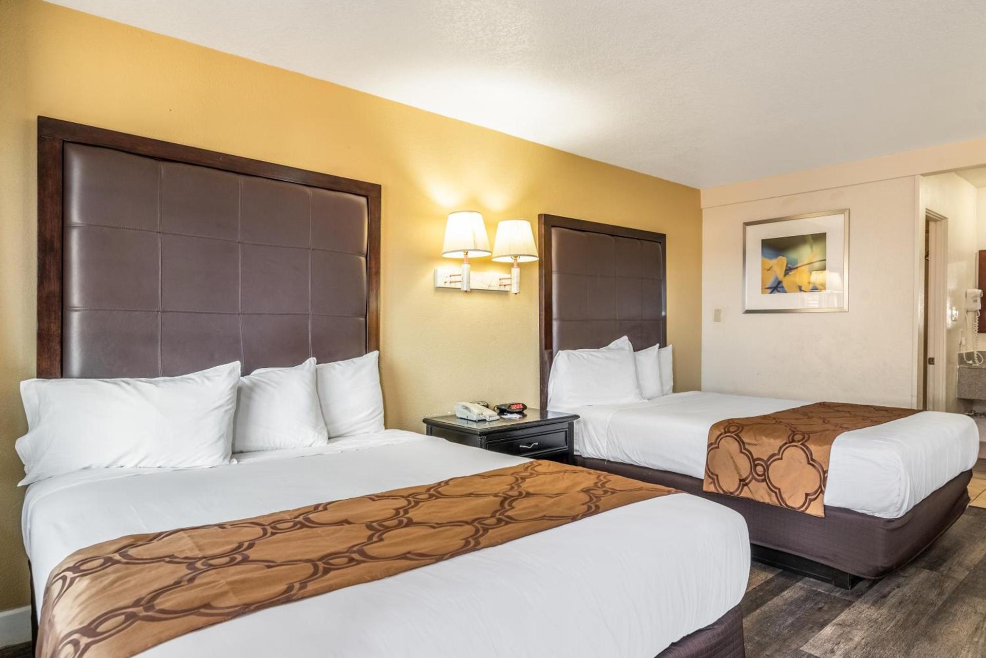 Americas Best Value Inn and Suites Flagstaff photo 22