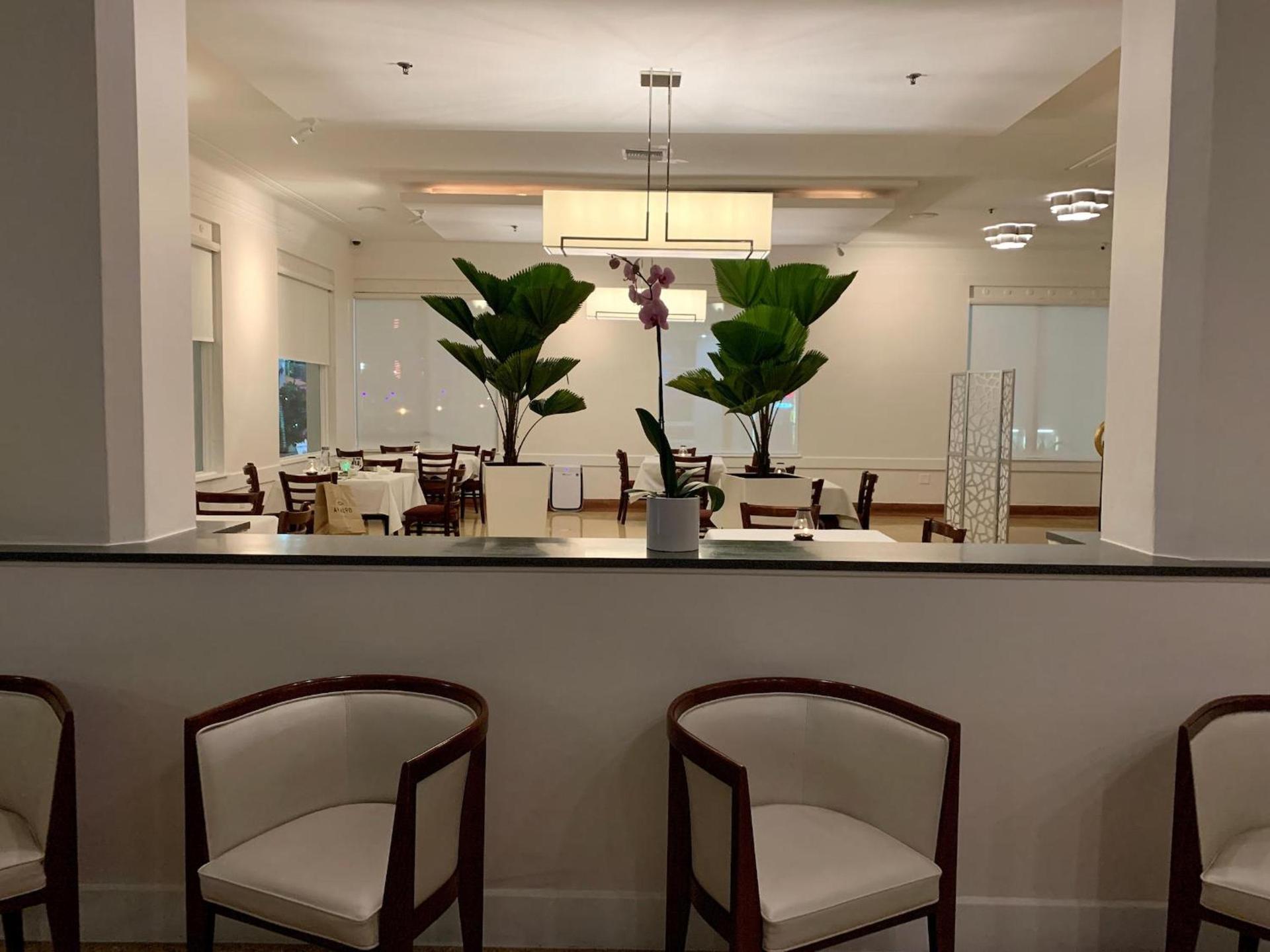 Avalon Hotel photo 9