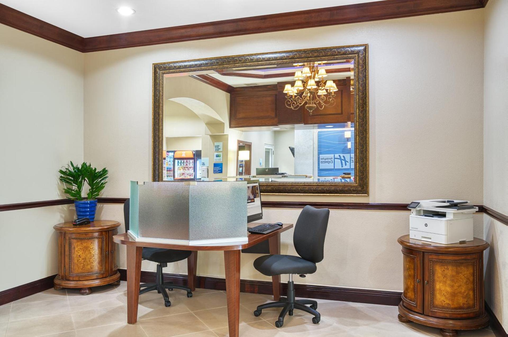 Holiday Inn Express & Suites Miami Kendall by IHG photo 11