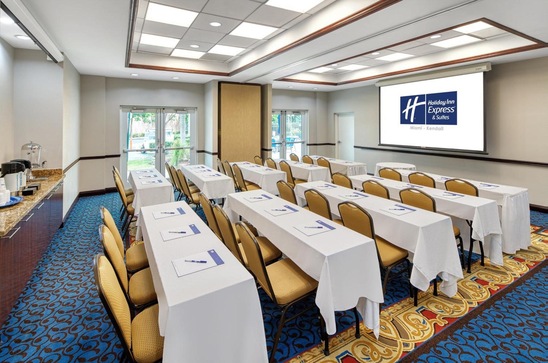 Holiday Inn Express & Suites Miami Kendall by IHG photo 13