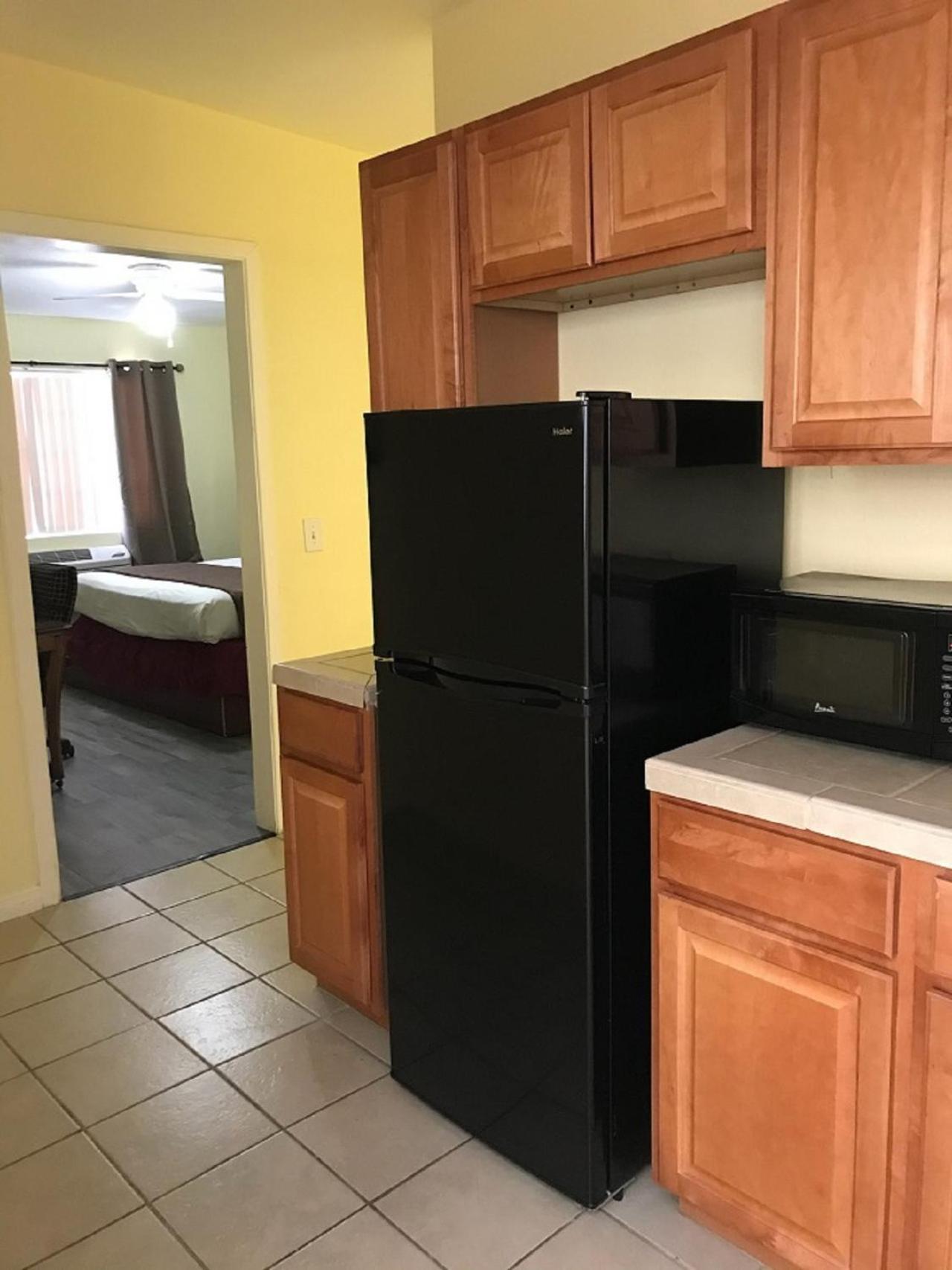 Europa Inn & Suites photo 13