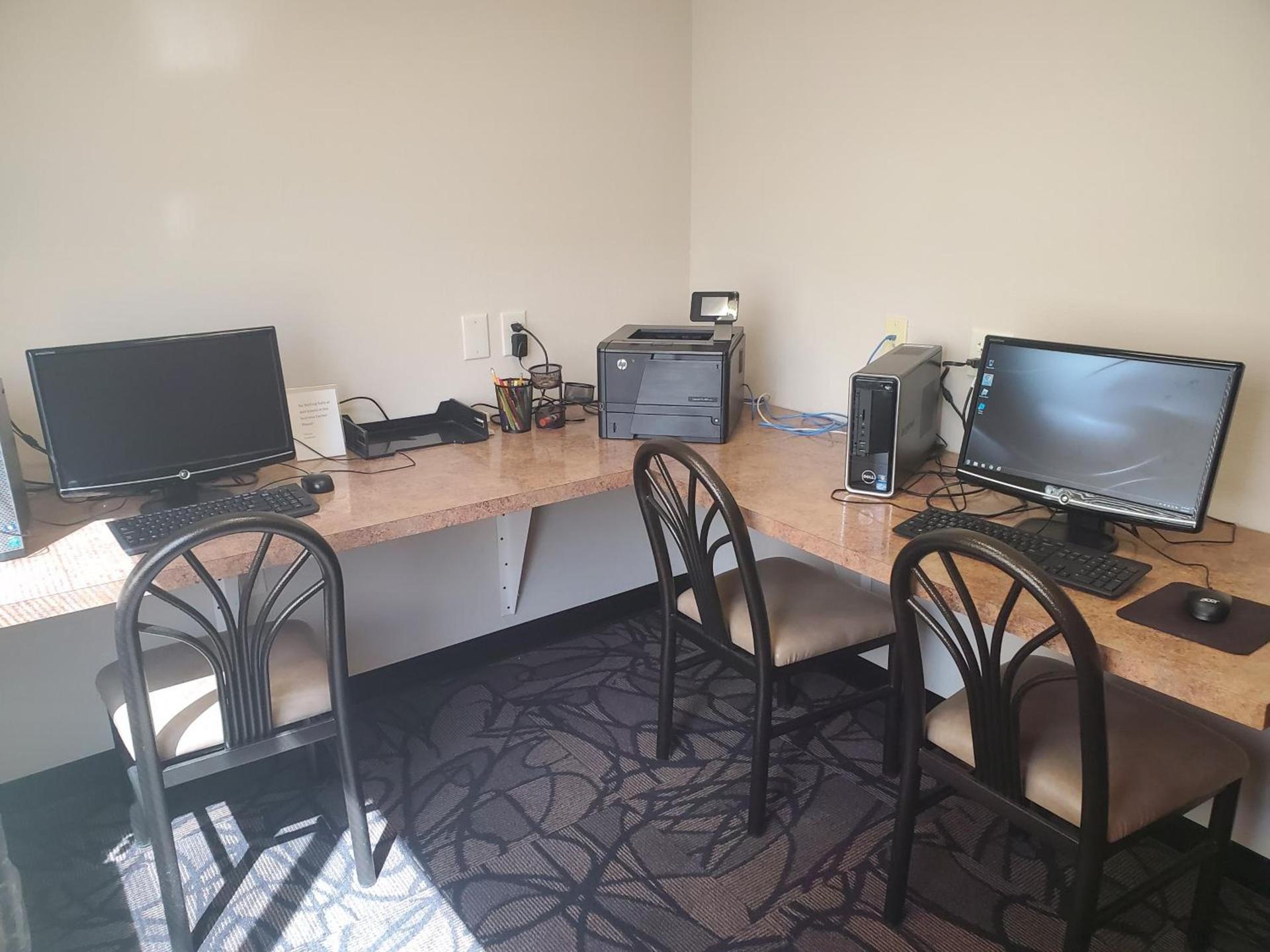 Expressway Suites Fargo photo 21