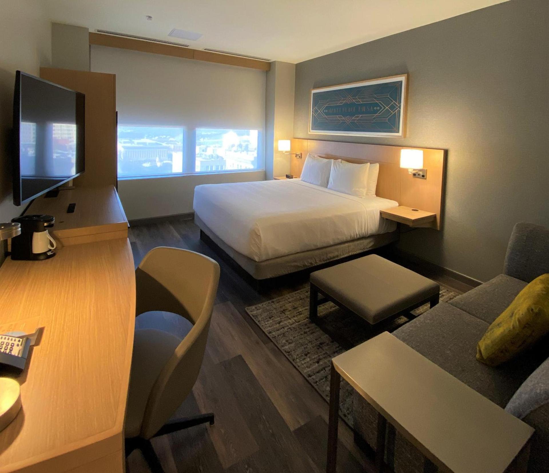 Hyatt Place Tulsa/Downtown photo 41