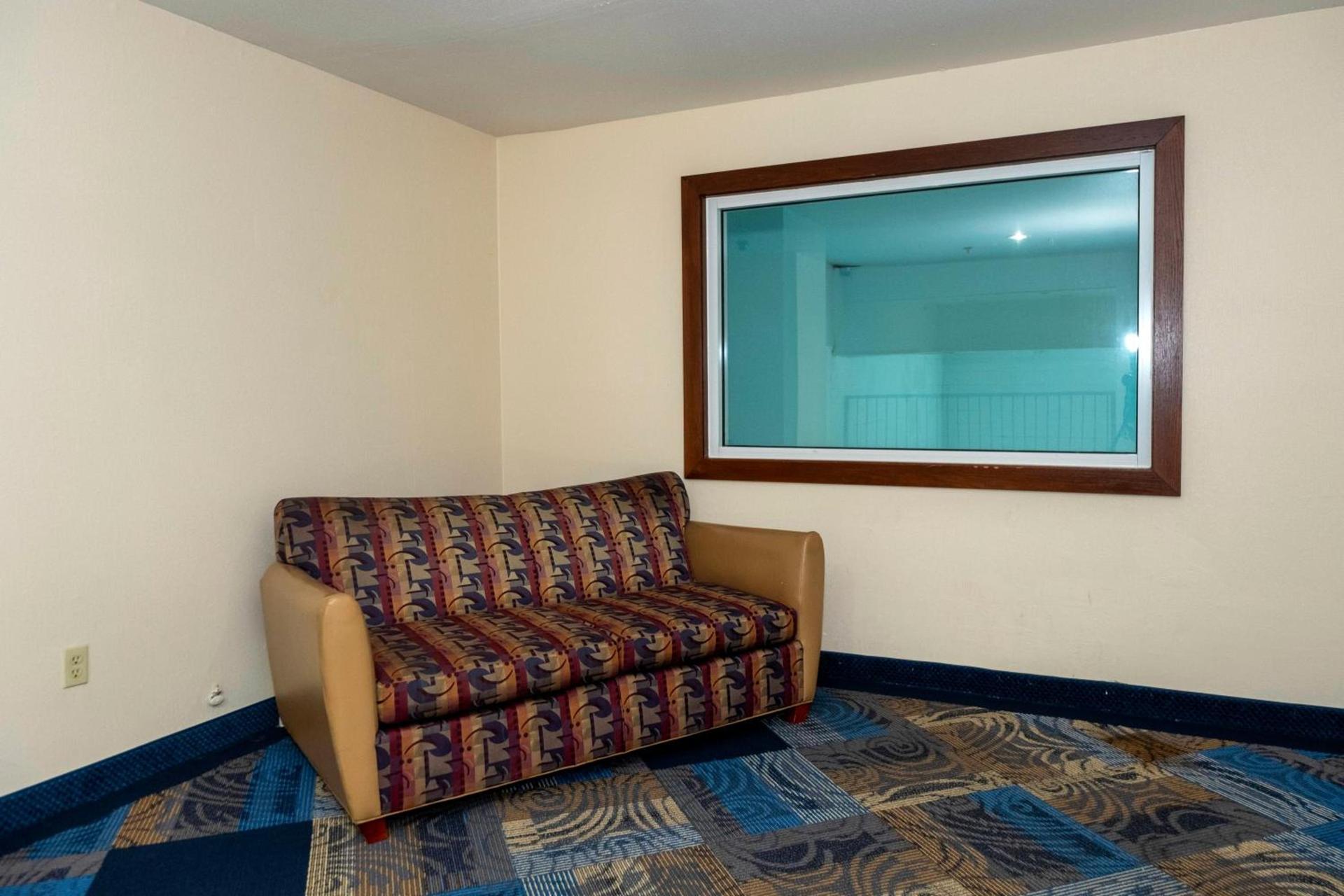 Red Roof Inn St Robert Ft Leonard Wood photo 8