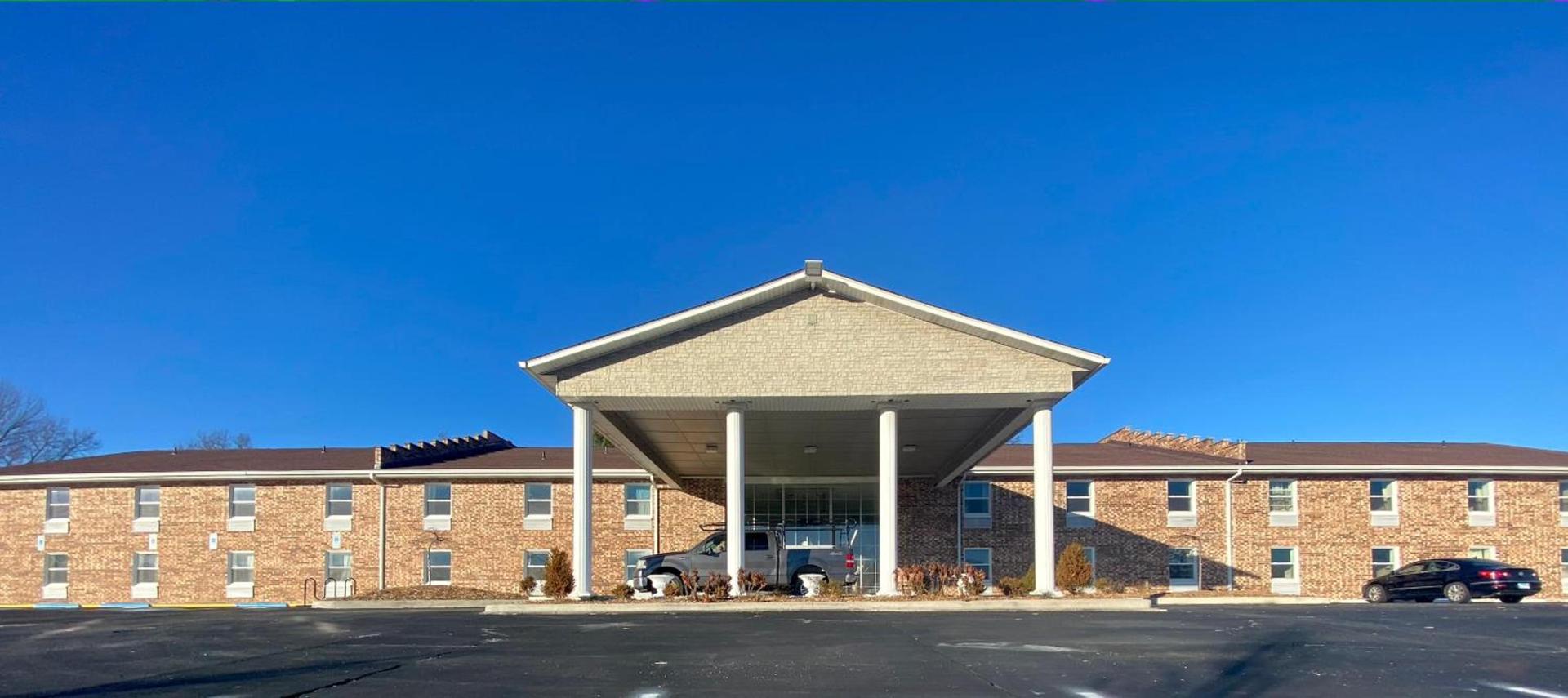 University Inn of Carbondale by Hotel O photo 3
