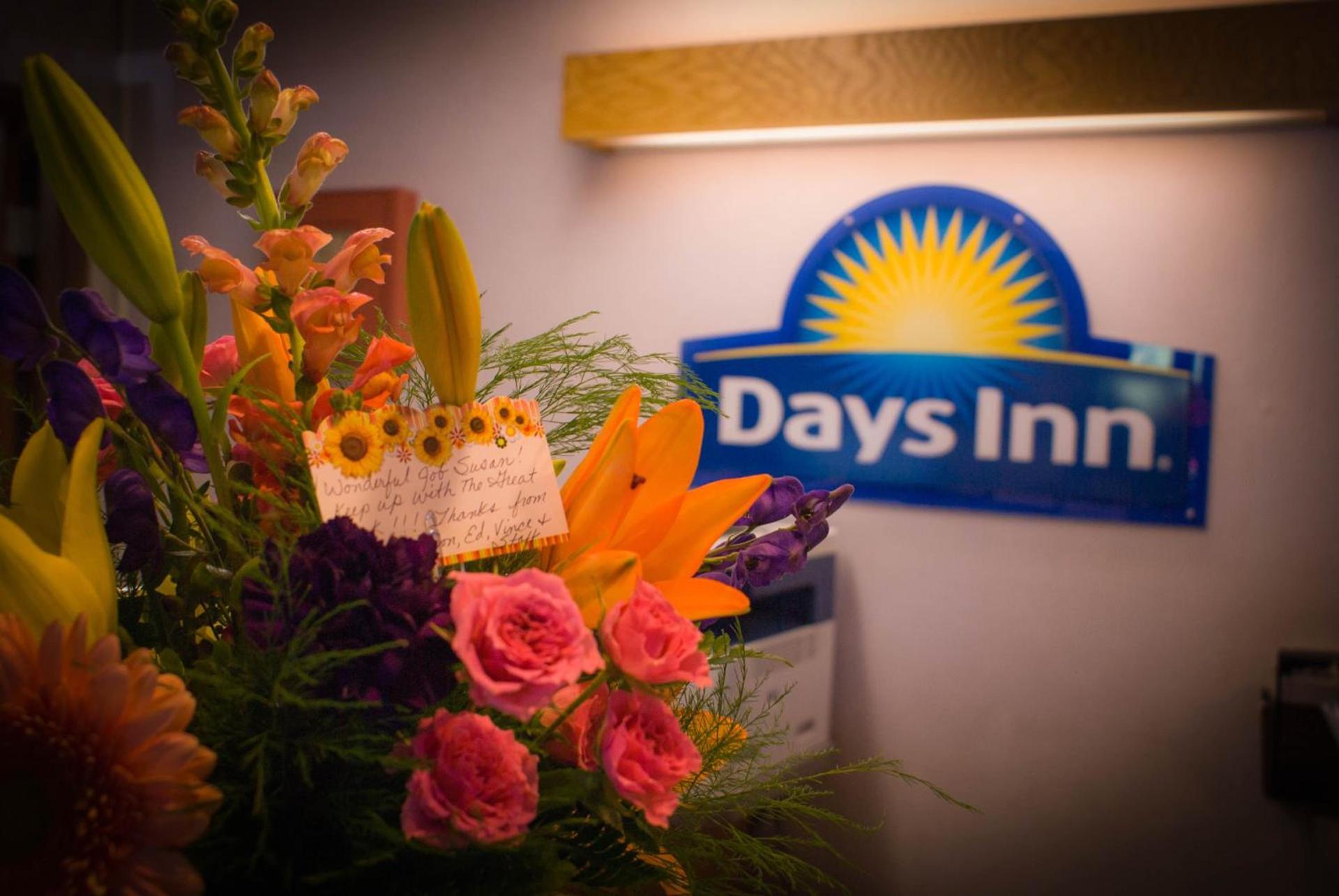 Days Inn by Wyndham Hurley photo 37