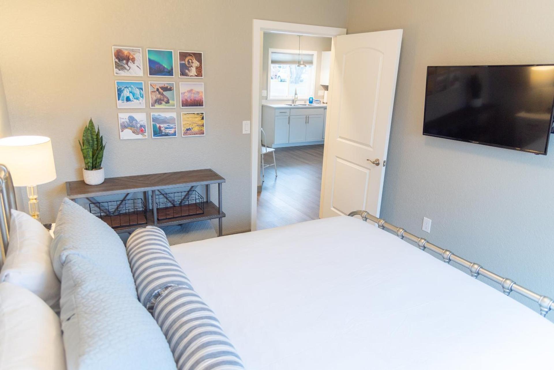Colony Suites photo 68