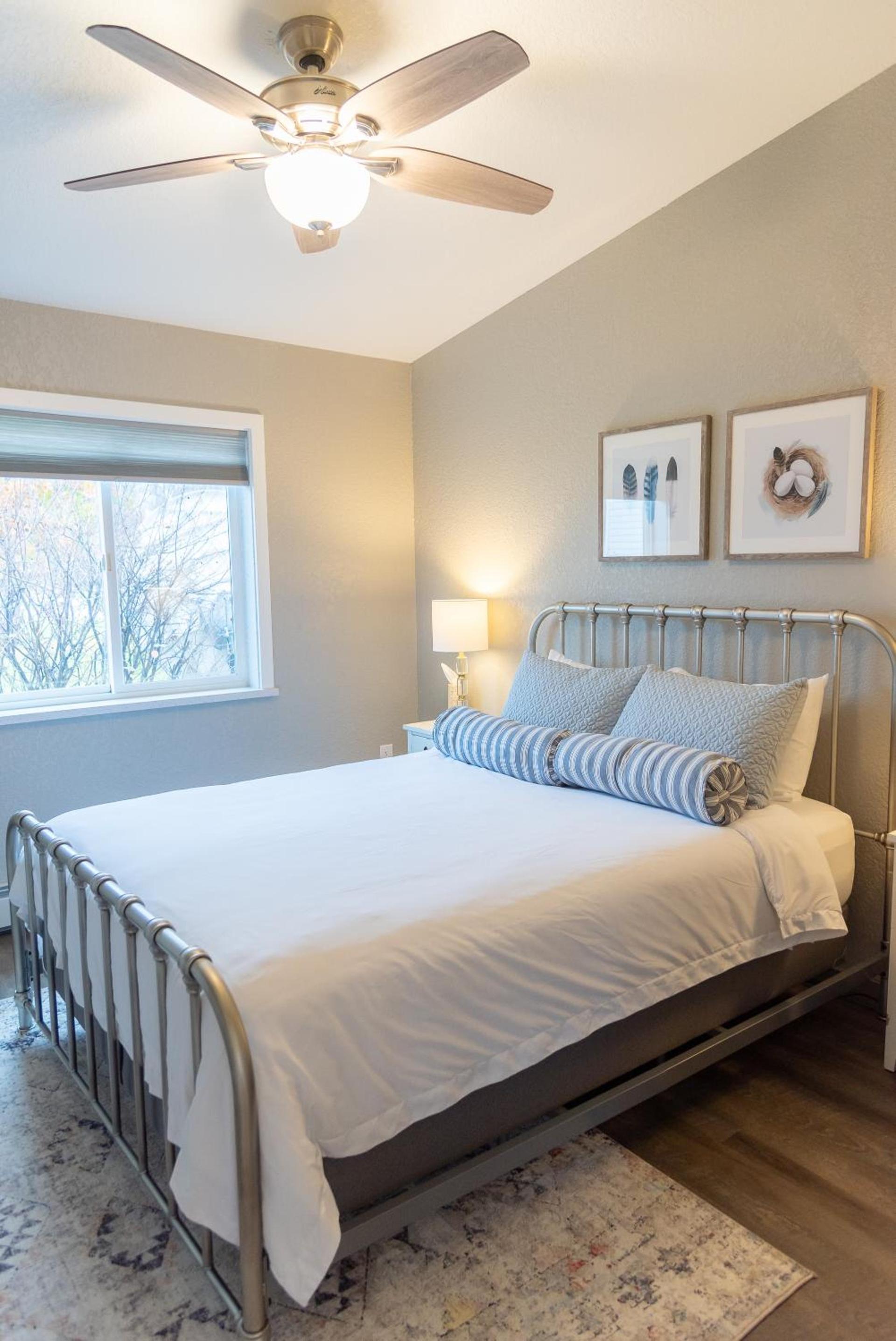 Colony Suites photo 48