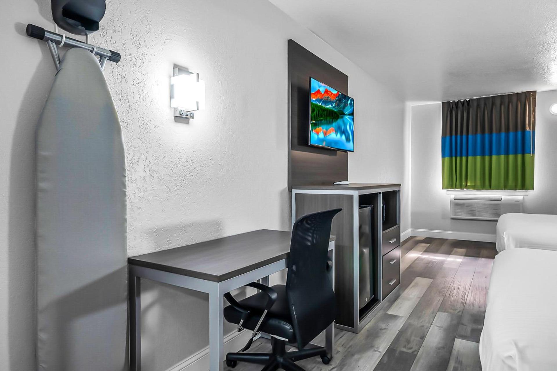 SureStay Hotel by Best Western Oklahoma City West photo 12