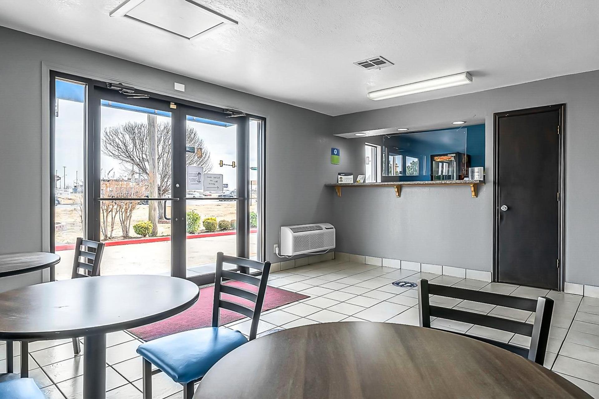 SureStay Hotel by Best Western Oklahoma City West photo 22