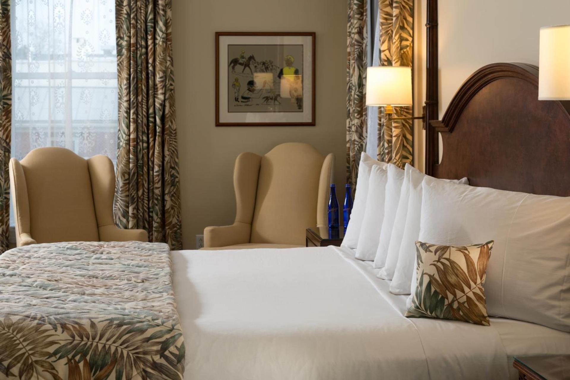 Saratoga Arms Hotel photo 6