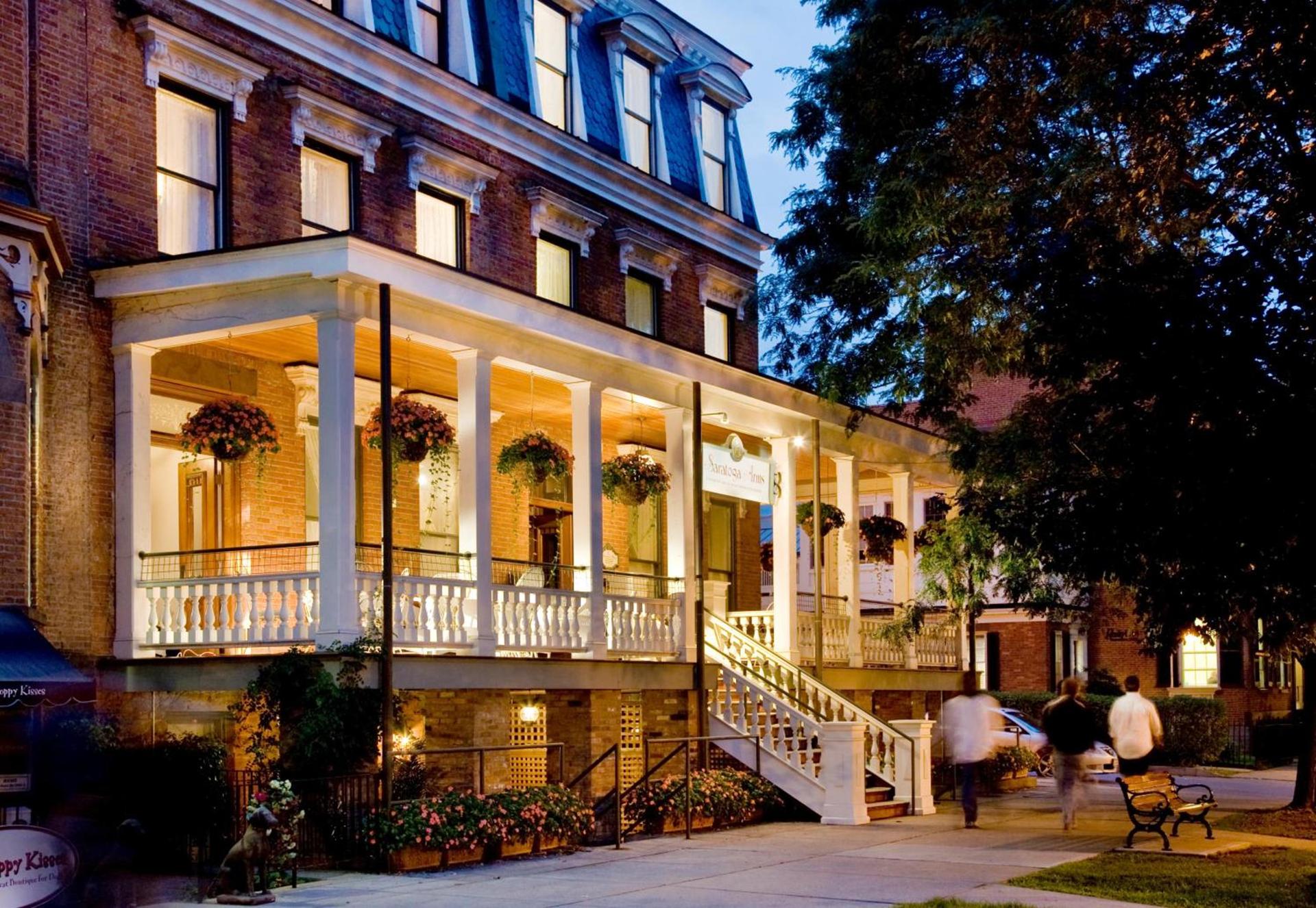 Saratoga Arms Hotel — hotel in Saratoga Springs