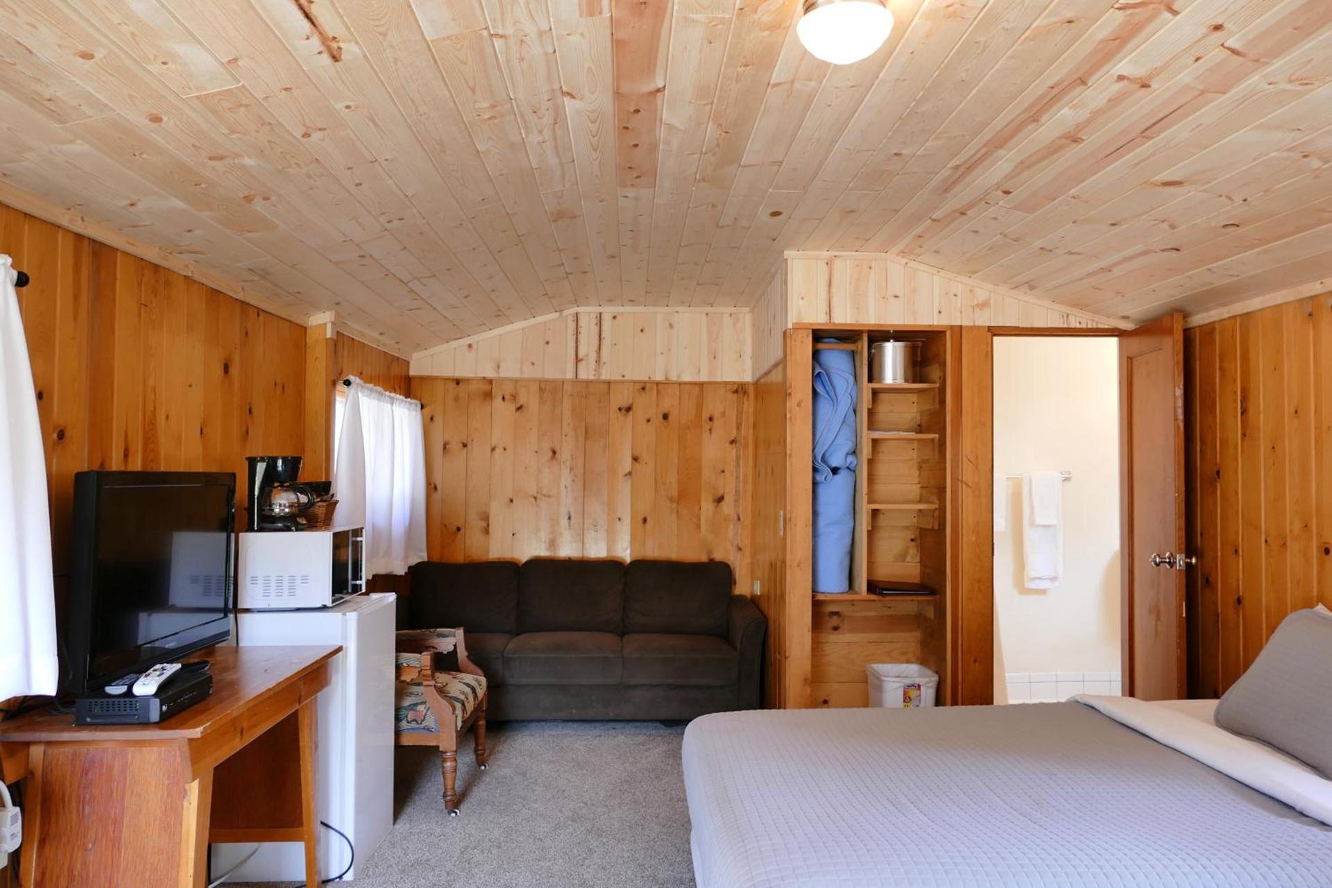 Trail Shop Inn photo 32