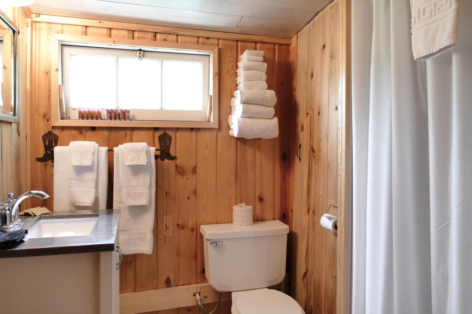 Trail Shop Inn photo 5