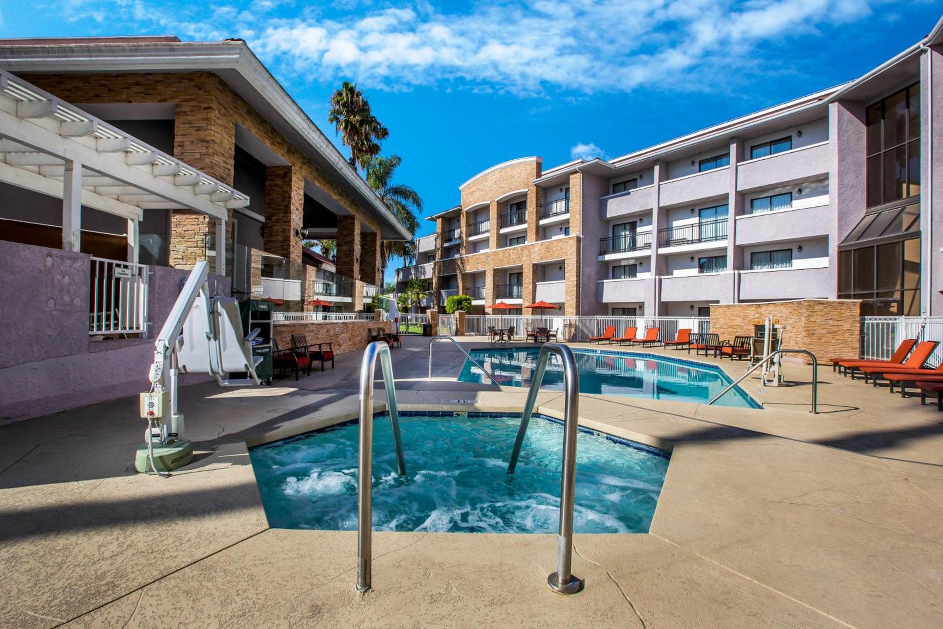 La Quinta by Wyndham Pomona photo 34