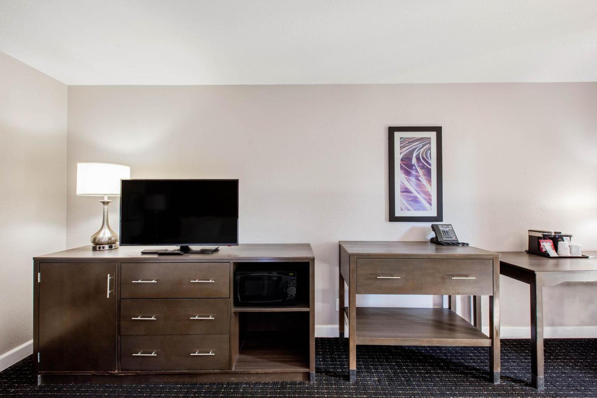 La Quinta by Wyndham Pomona photo 48