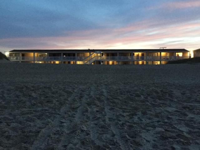 Outer Banks Motor Lodge photo 38