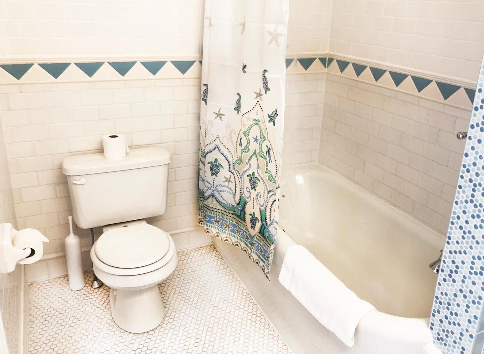 Frederick William House photo 63