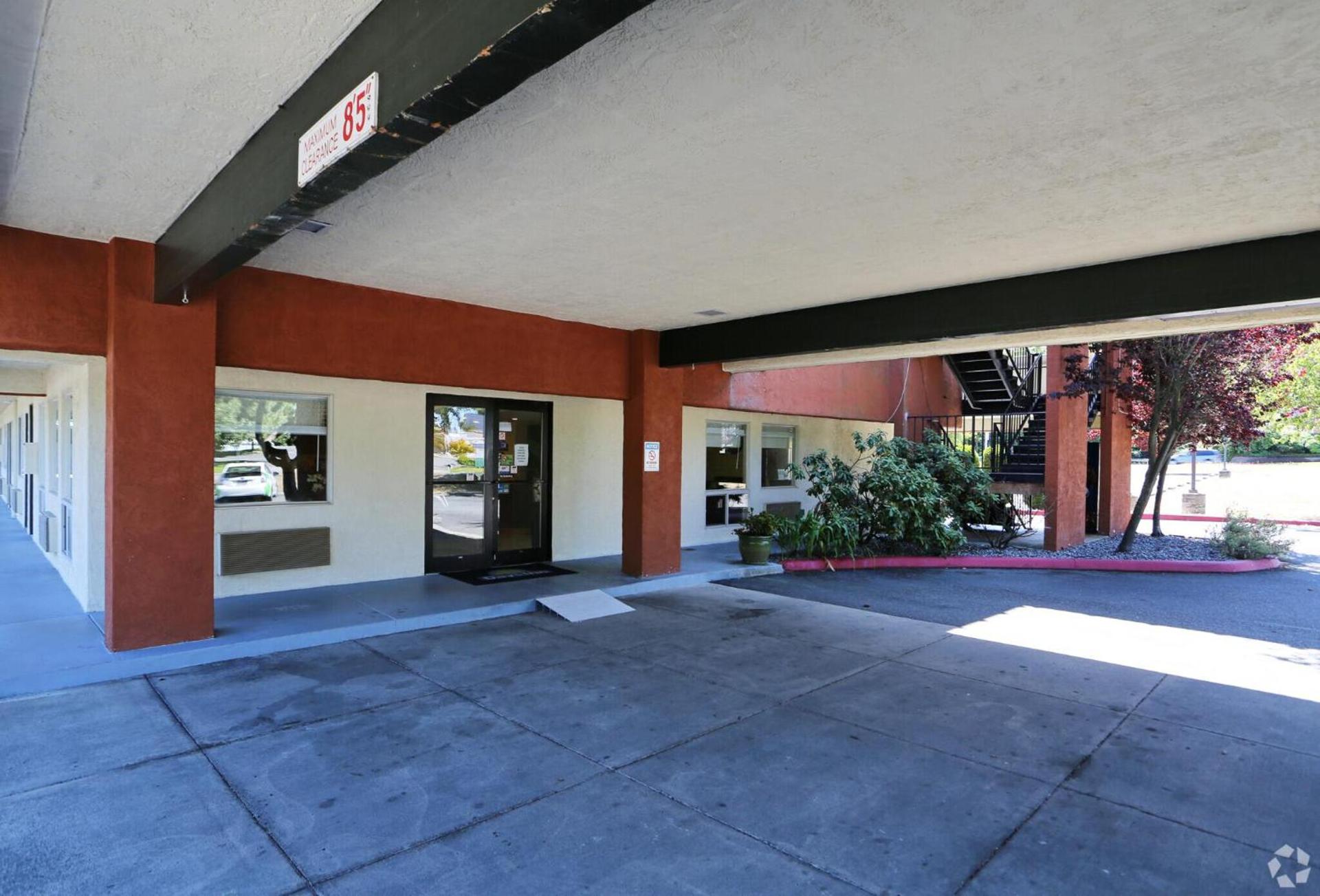 Olympic Inn & Suites Port Angeles photo 9
