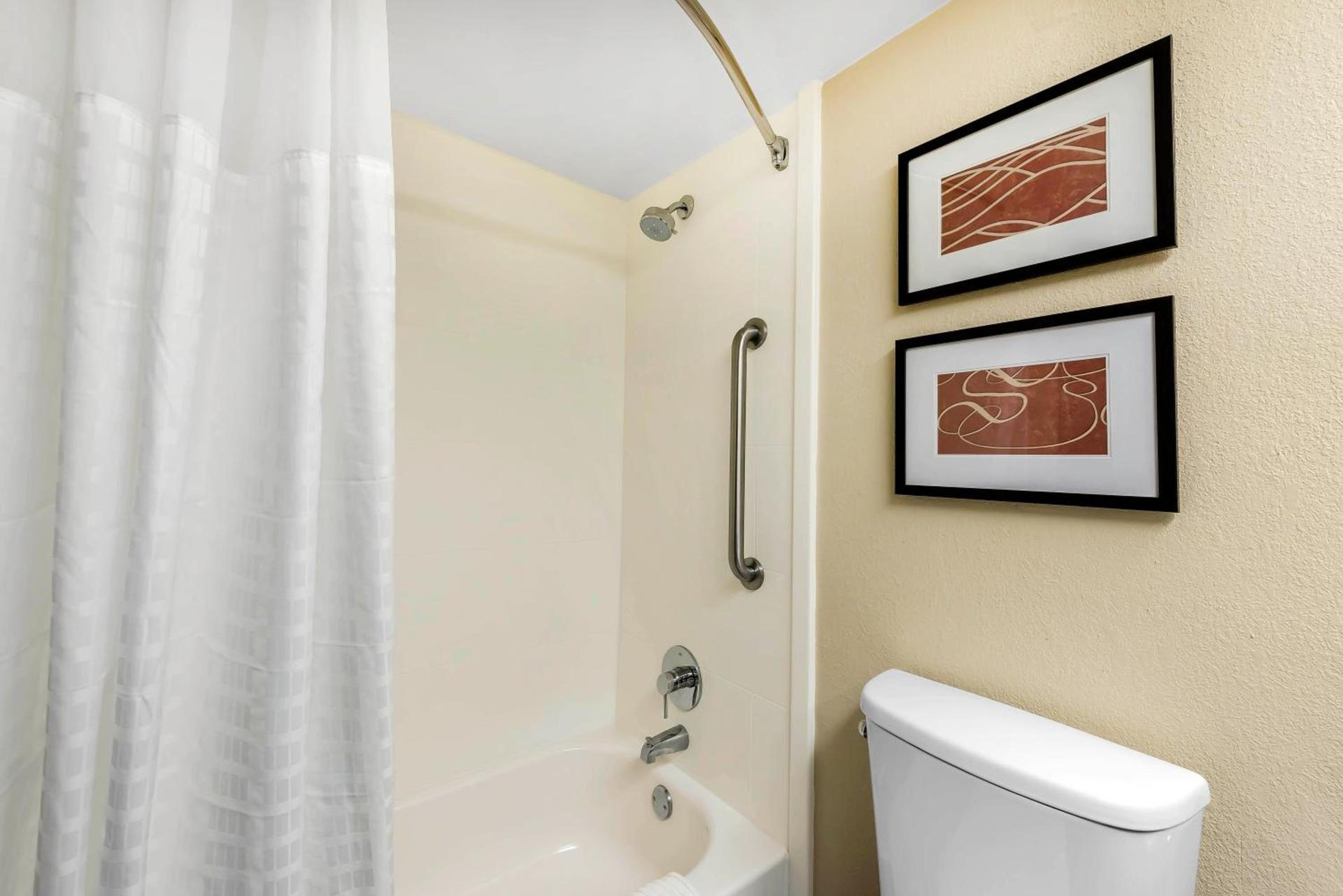 Comfort Suites Baymeadows Near Butler Blvd photo 32