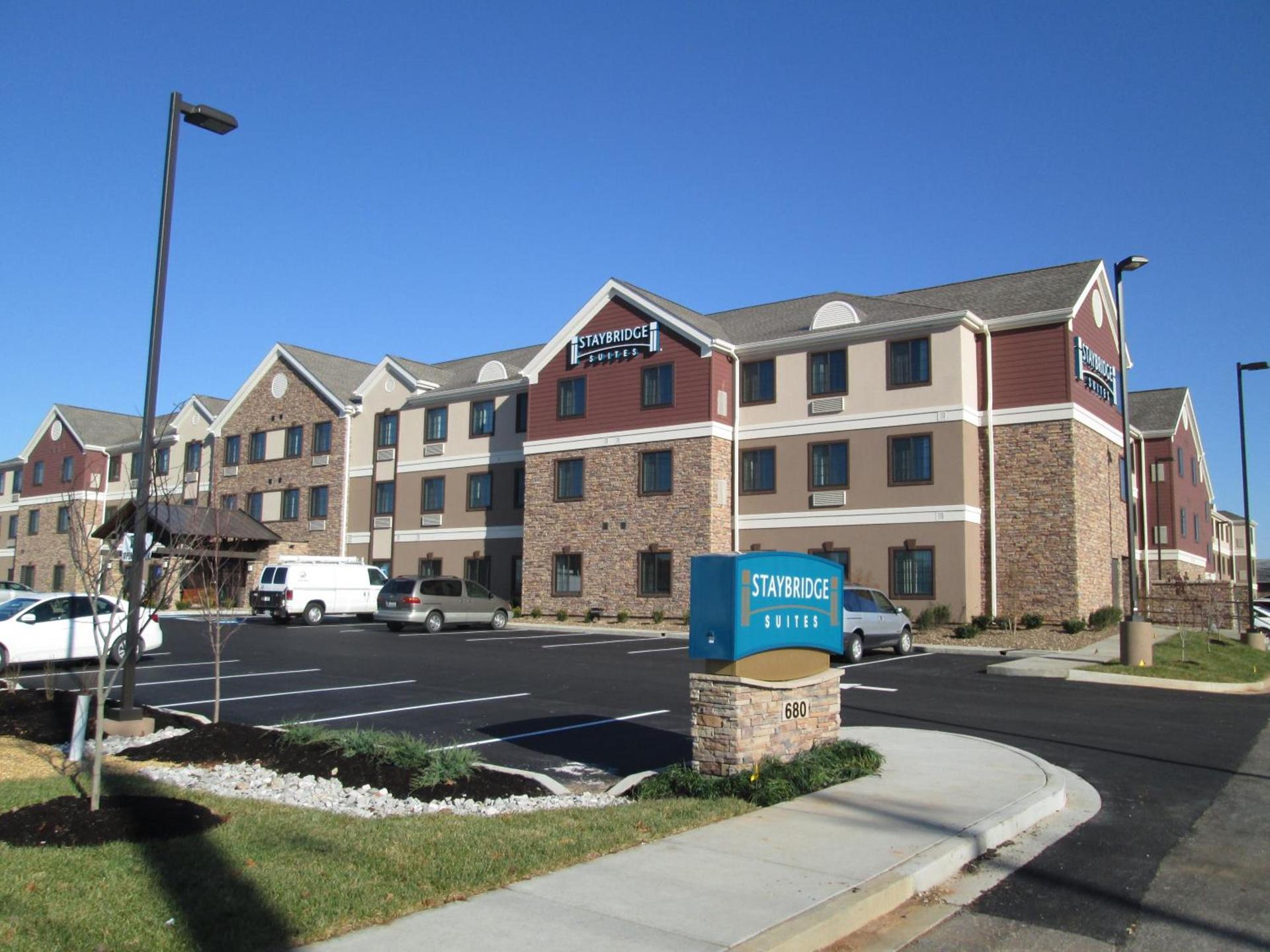 Staybridge Suites Bowling Green by IHG photo 10
