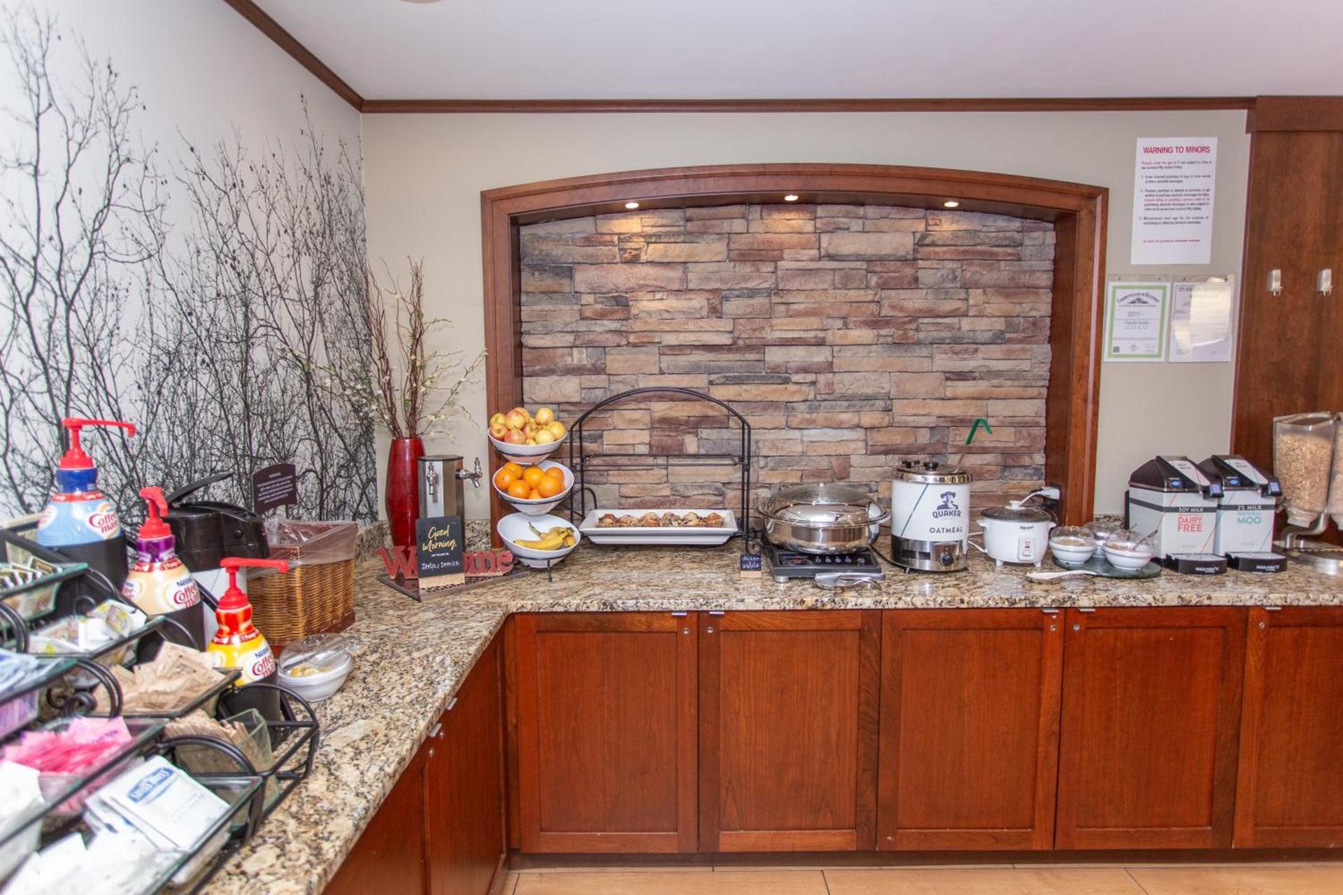Staybridge Suites Bowling Green by IHG photo 13