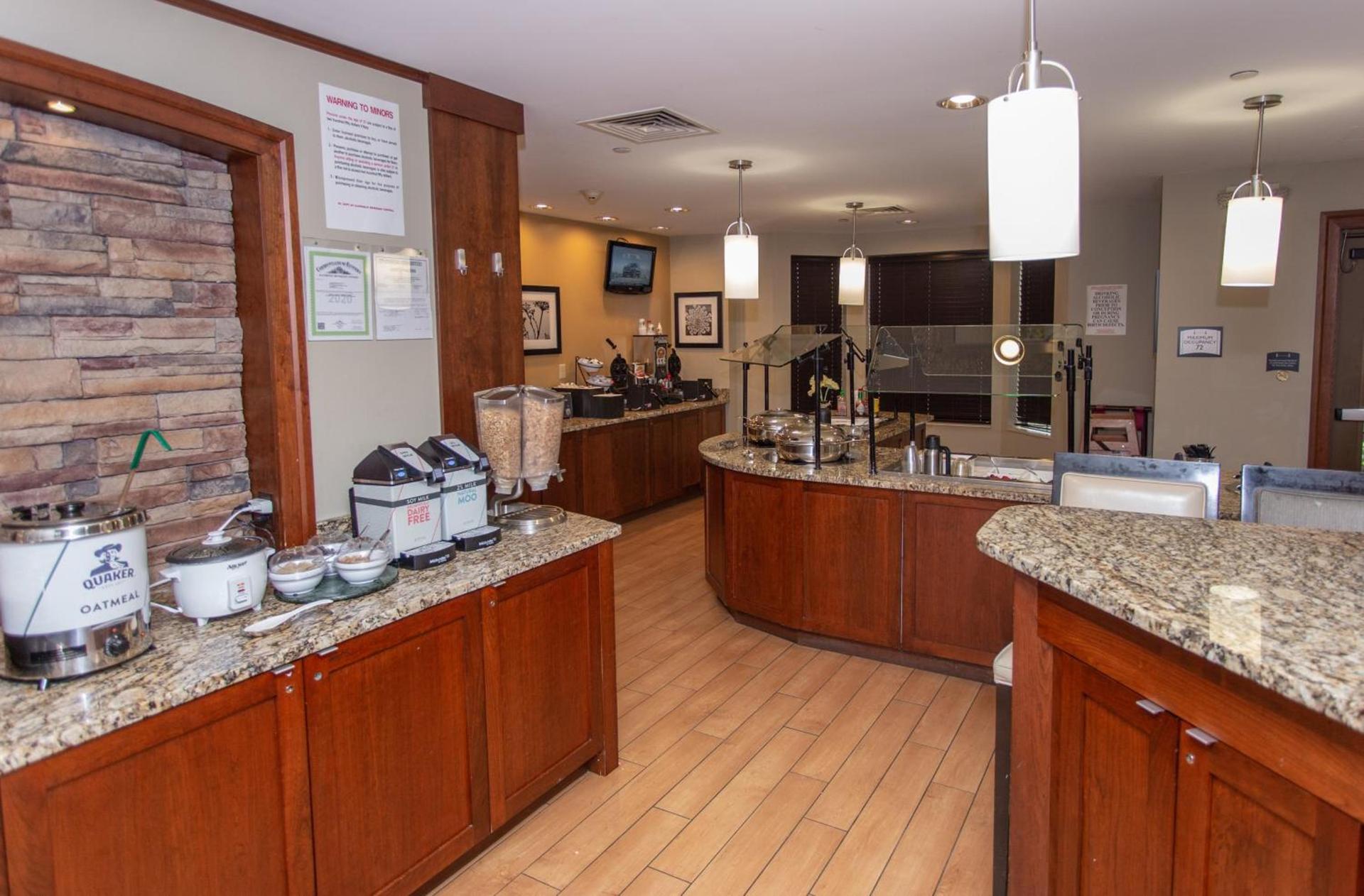 Staybridge Suites Bowling Green by IHG photo 58