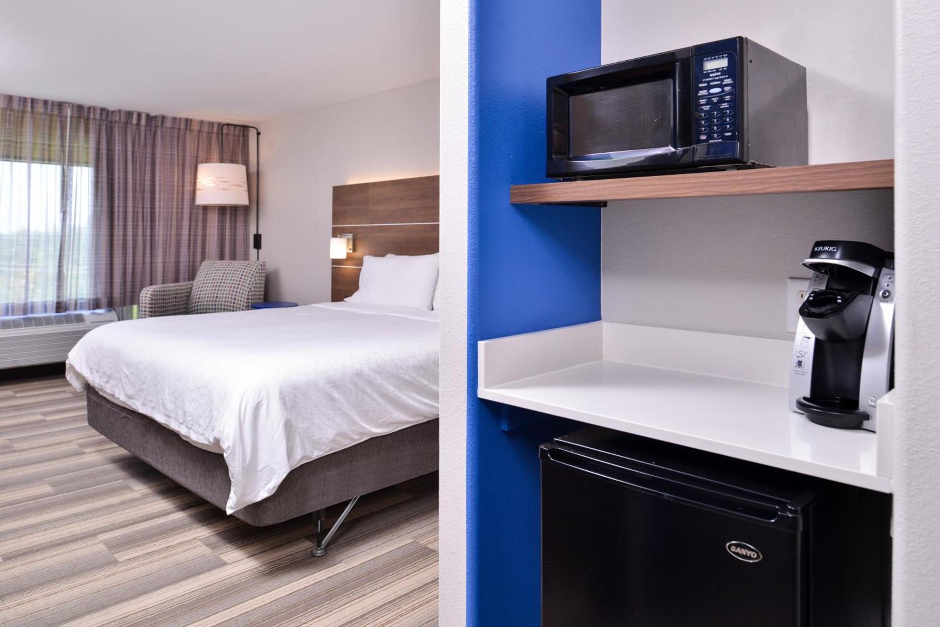 Holiday Inn Express Hotel & Suites Elgin by IHG photo 28