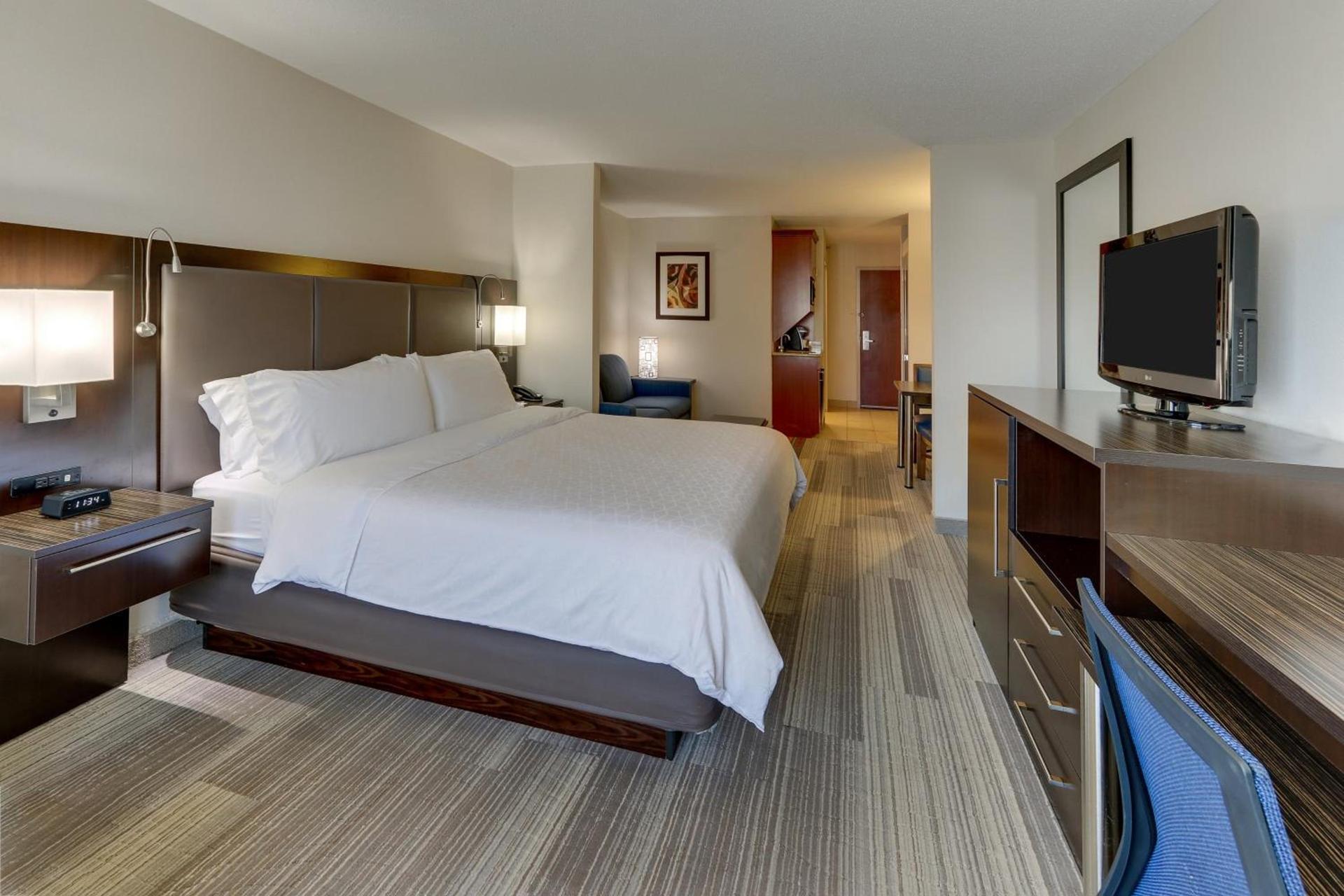 Holiday Inn Express Hotel & Suites Dayton-Centerville by IHG photo 26